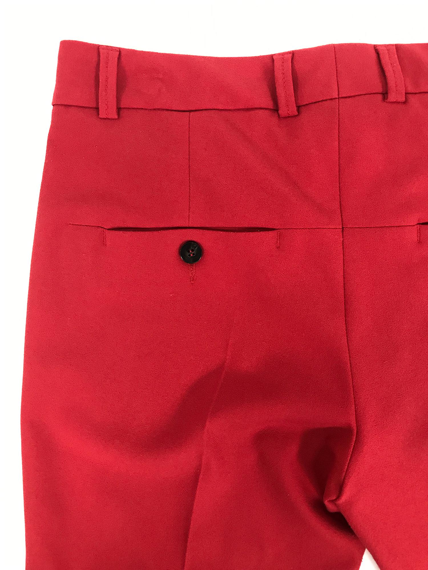 Rene Lezard Red Crepe Tapered Cuff Trousers 36  In Good Condition For Sale In West Palm Beach, FL