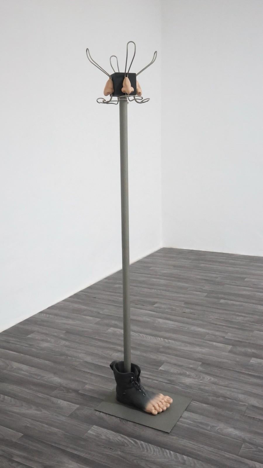 Renè Magritte Appendiabiti pezzo unico Scultoreo Antartidee Anni '80 in vendita 8