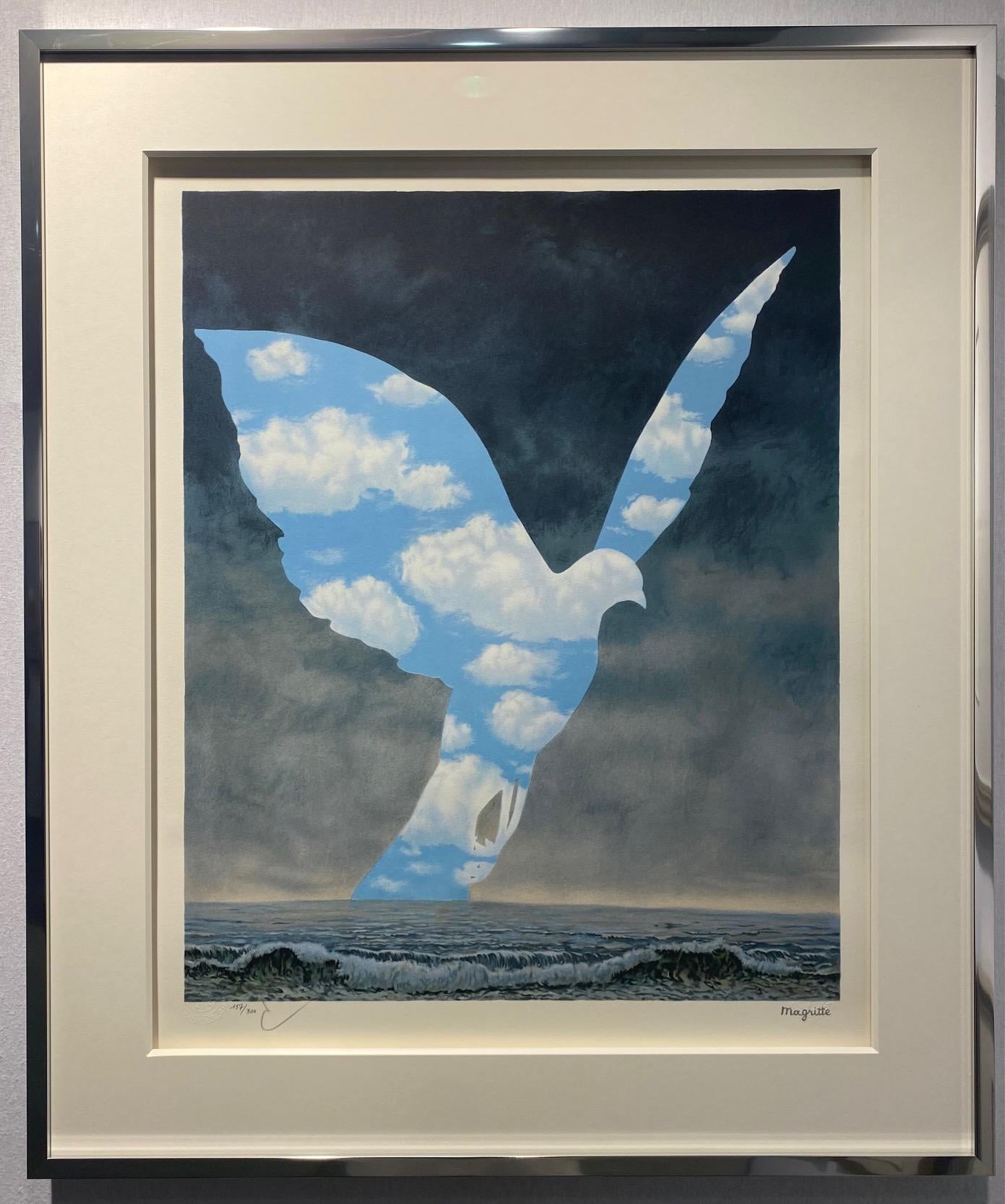 La Grande Famille - litografia originale di Magritte, paesaggio surreale - Print di René Magritte