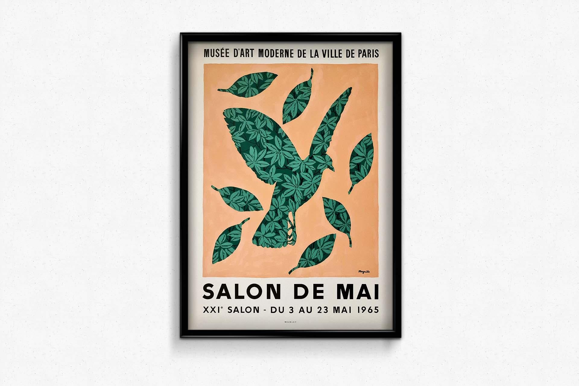 Das Originalplakat von Magritte für den Salon de Mai 1965 ist ein ikonisches Kunstwerk, das den Einfallsreichtum und die surrealistische Ästhetik des berühmten belgischen Künstlers René Magritte widerspiegelt. Dieses Plakat, das eigens für seine