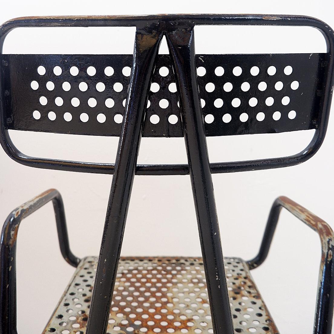 Rene Malaval 'Radar' Metal Mid-Century French Garden Chairs Set of 2 For Sale 4