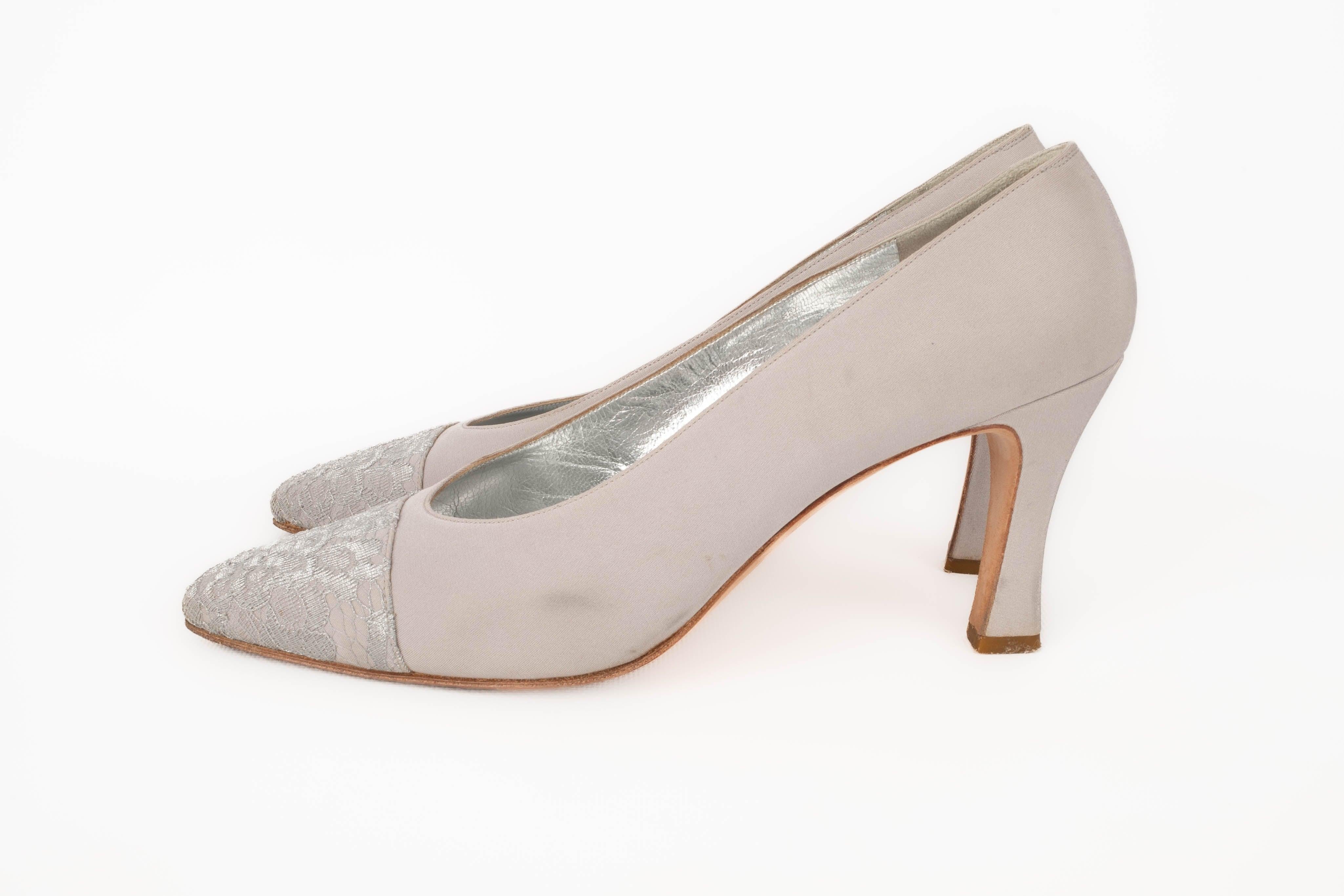 René Mancini Silk, Lace, and Leather Stilettoes / Shoes In Fair Condition For Sale In SAINT-OUEN-SUR-SEINE, FR
