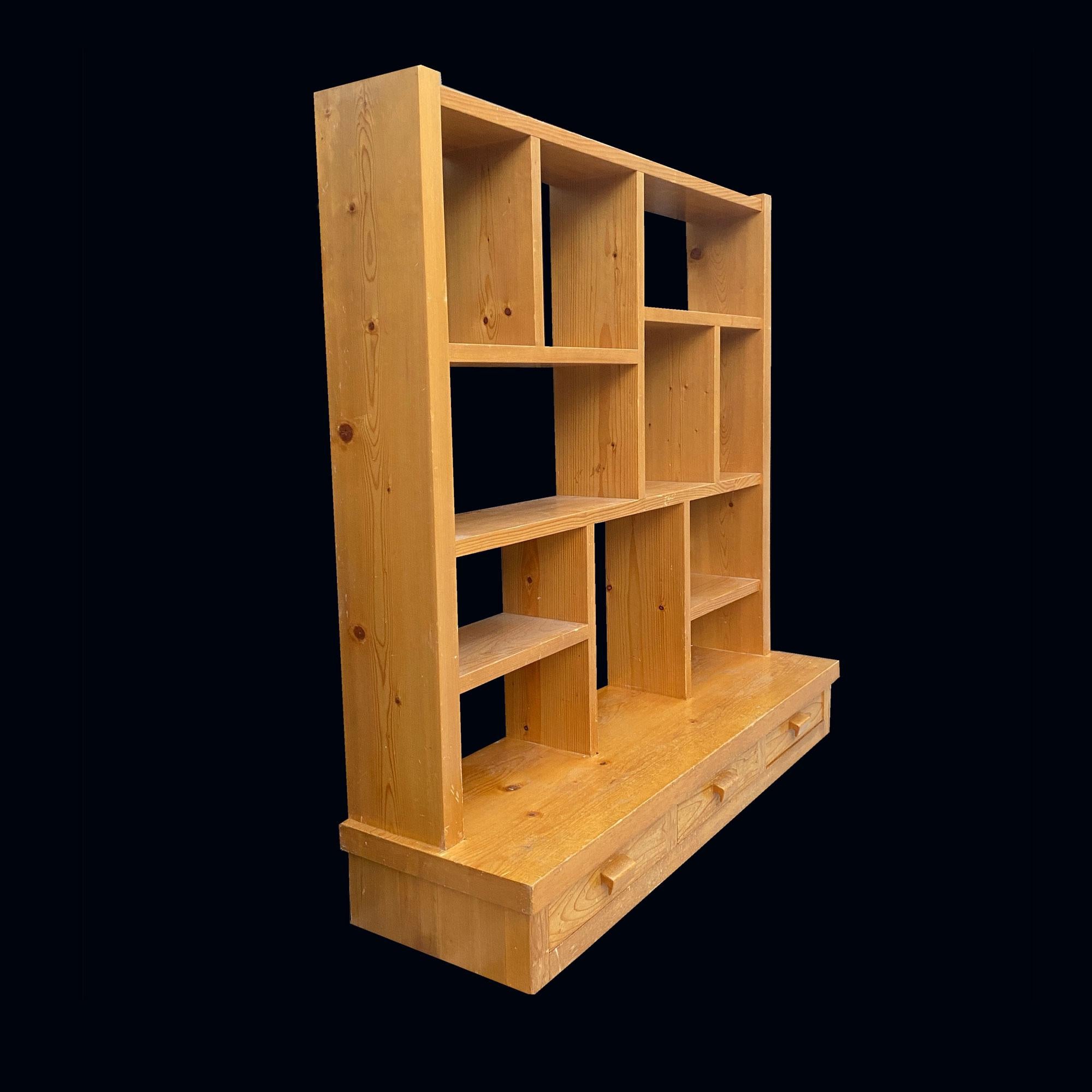 Librería René Martin para Charlotte Perriand Estación de esquí de Meribel Moderno de mediados de siglo en venta