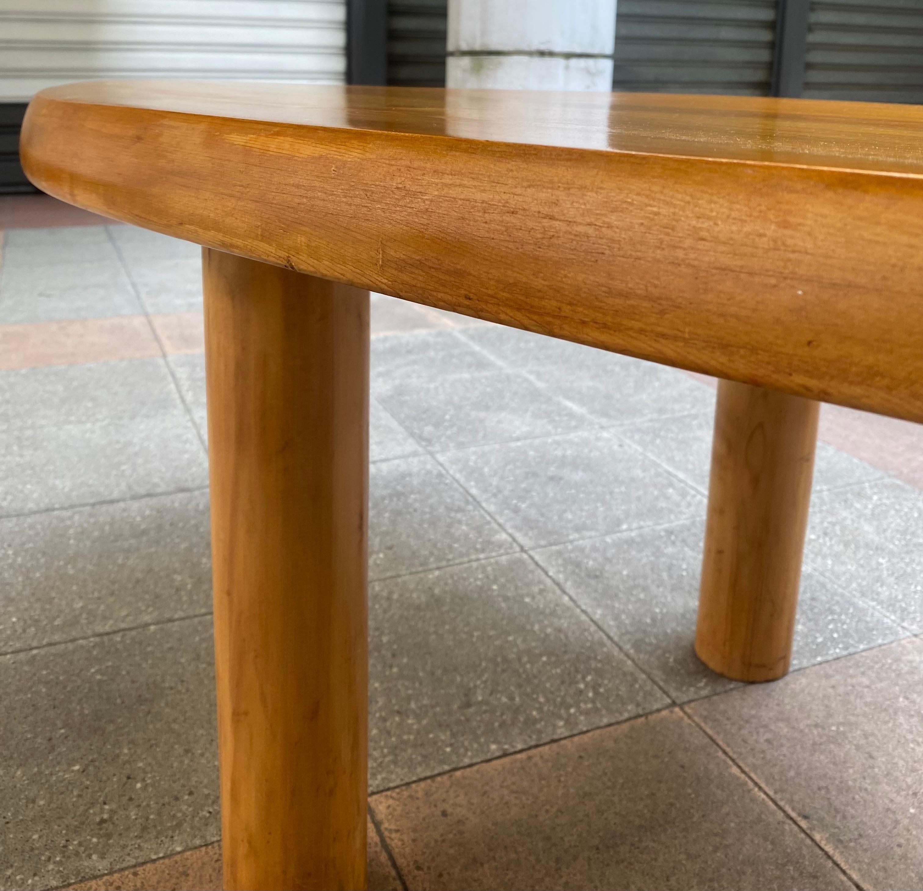 Rene Martin for Charlotte Perriand Table / Pedestal Table Solid Pine, circa 1955 In Good Condition For Sale In Saint ouen, FR