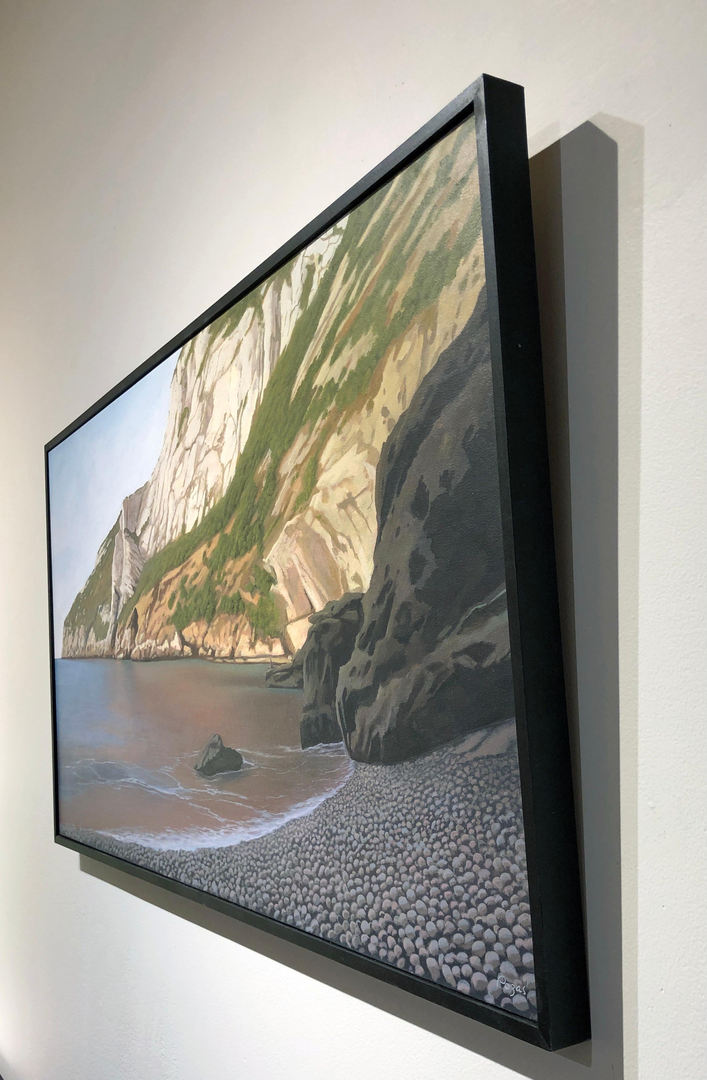  Cala Granadella, Cliffs rocheux plongant dans l'océan, paysage surréaliste détaillé - Contemporain Painting par René Monzón Relova “Pozas”