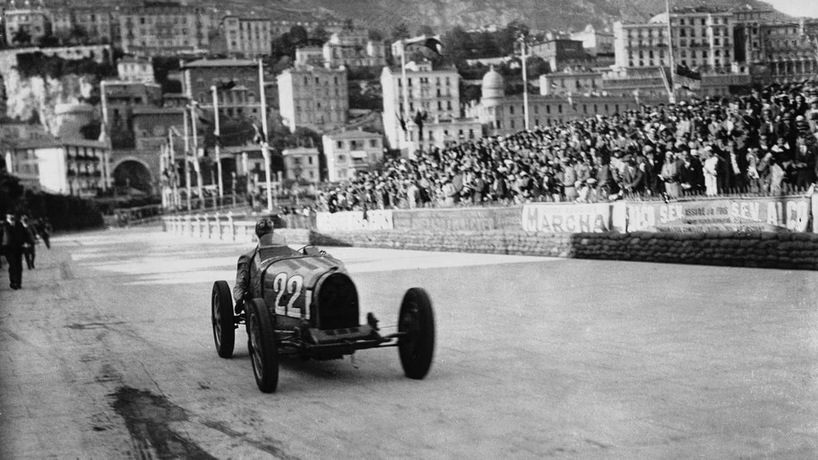 Bugatti Car Race in Monaco 1931, Oil on Canvas Painting by Rene Petit 17