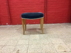 René Prou, 2 taburetes Art Déco de madera lacada y terciopelo azul, hacia 1940-1950