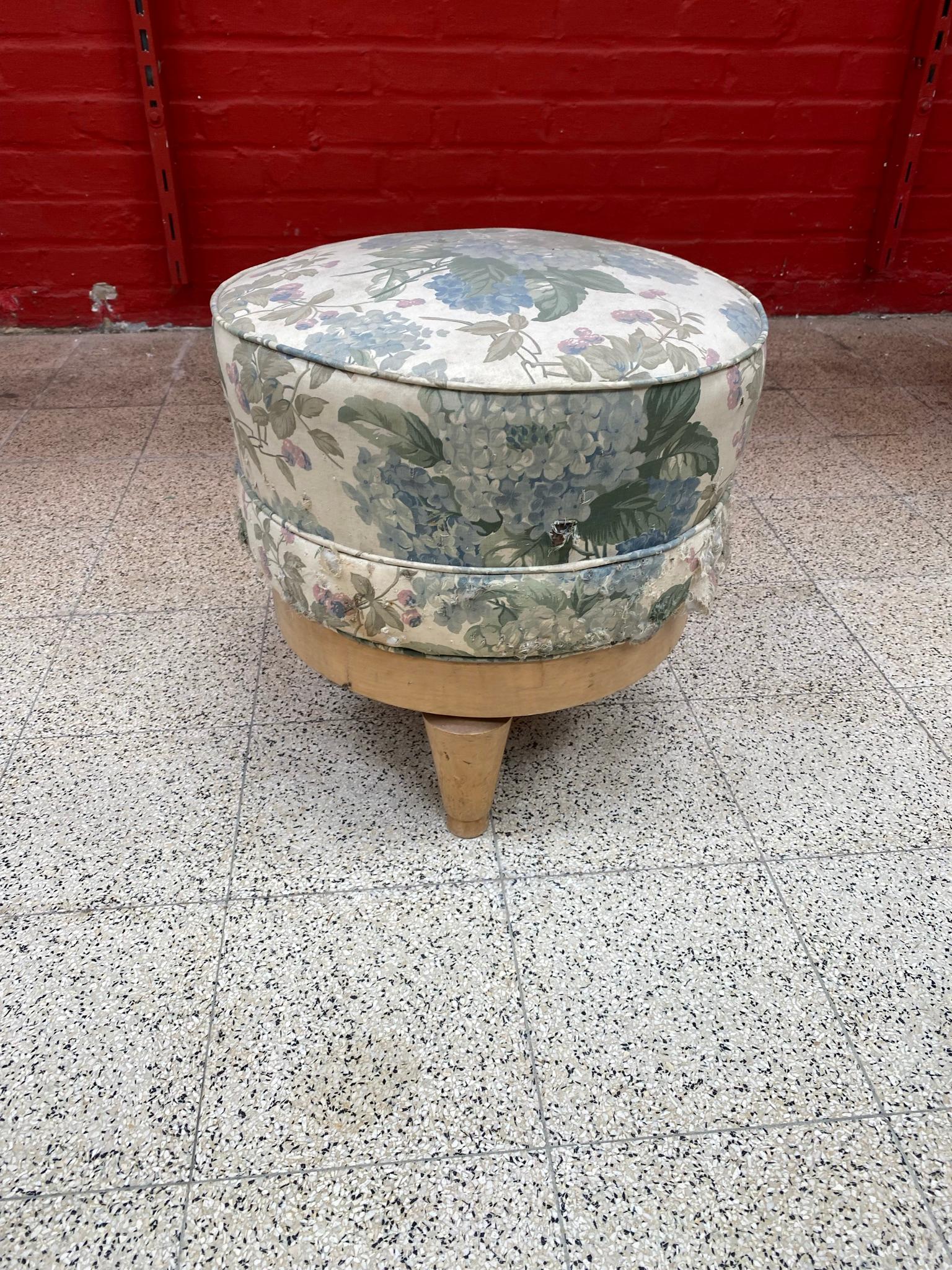 René Prou ( in the style of ) sycamore Art Deco stool circa 1930/1940
Patina and fabric to redo.