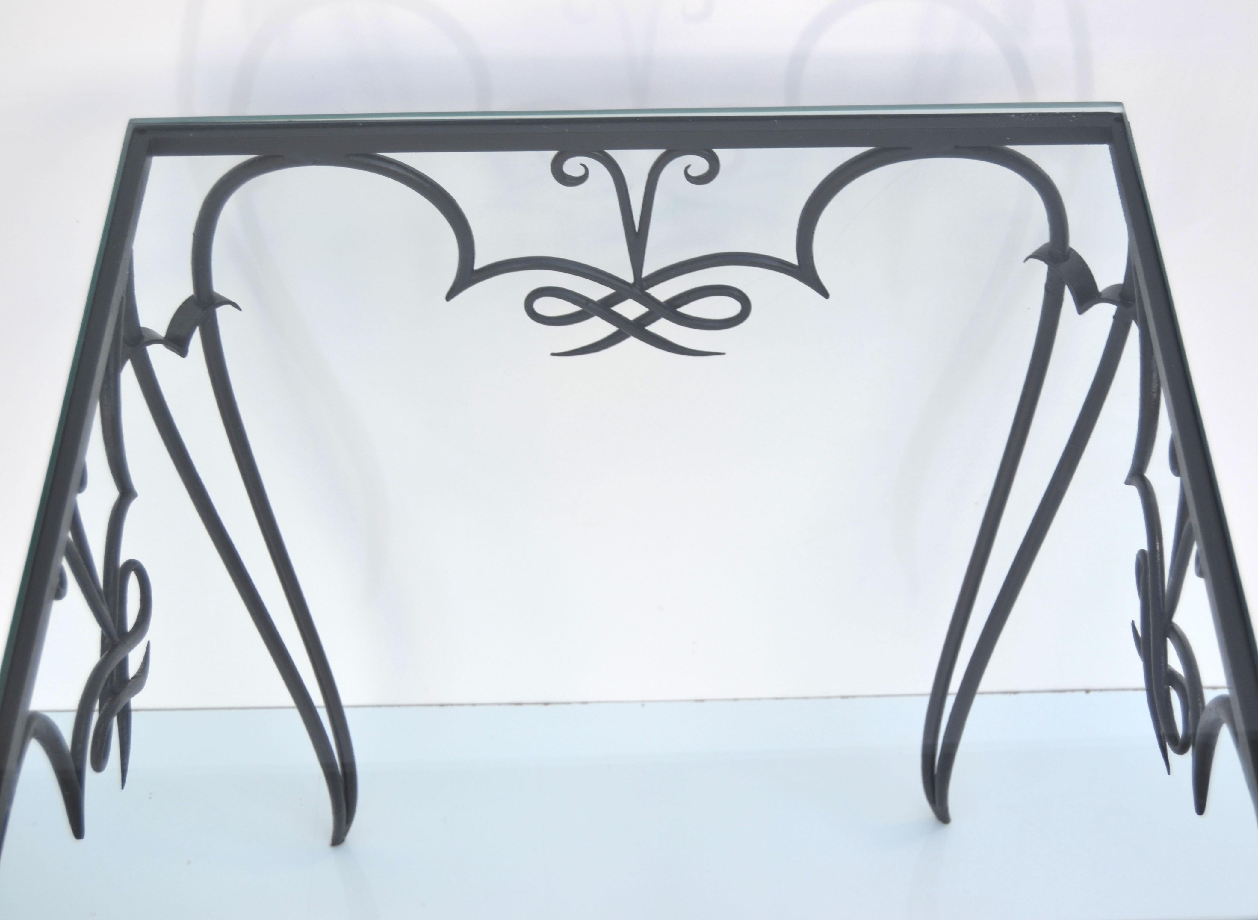 Beistelltisch aus schwarzem Schmiedeeisen und Glasplatte im Art déco-Stil von Ren Prou, Frankreich, 1940 im Angebot 6