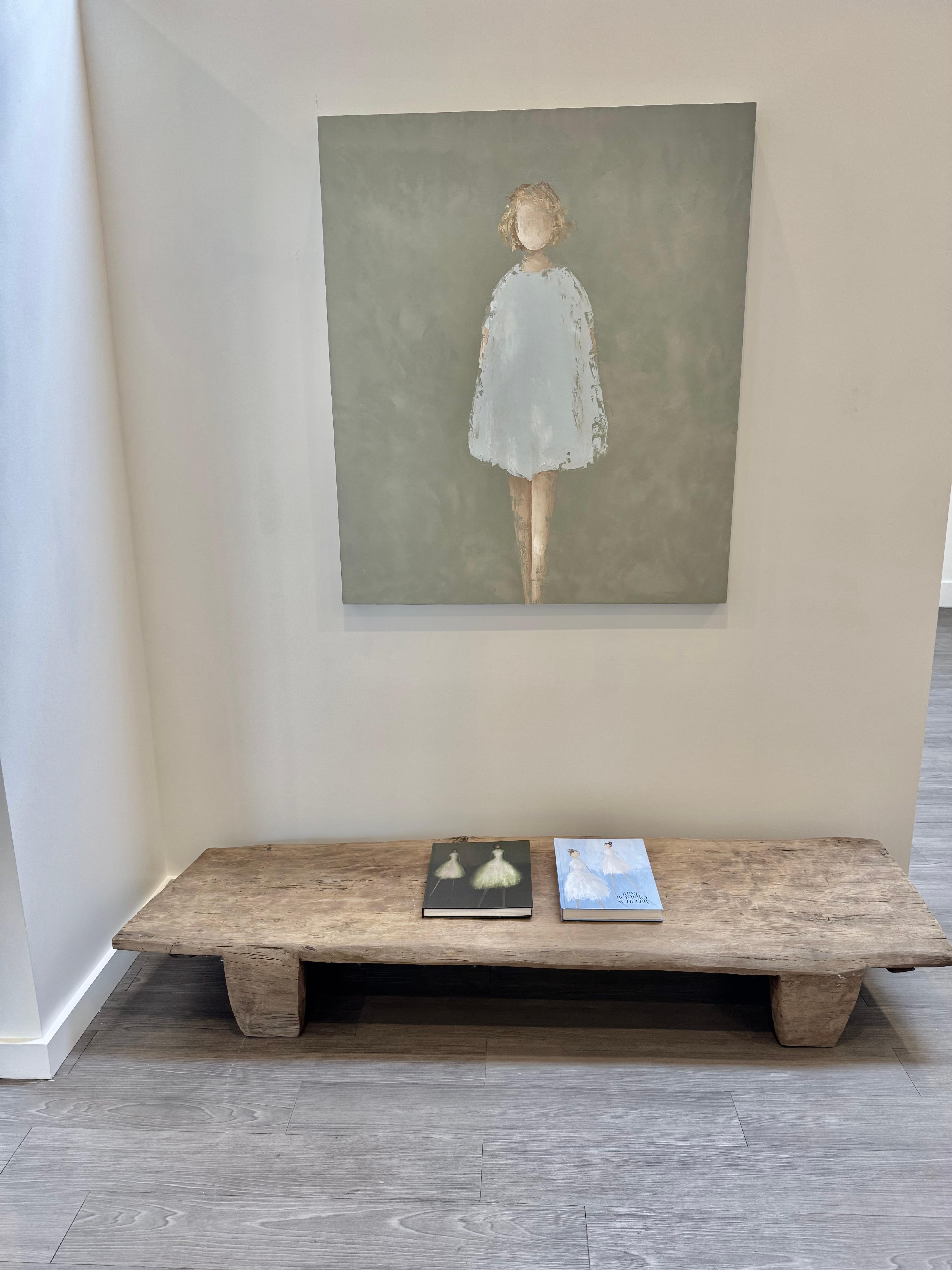 Abrica - Figurative Painting Grigio di René Romero Schuler