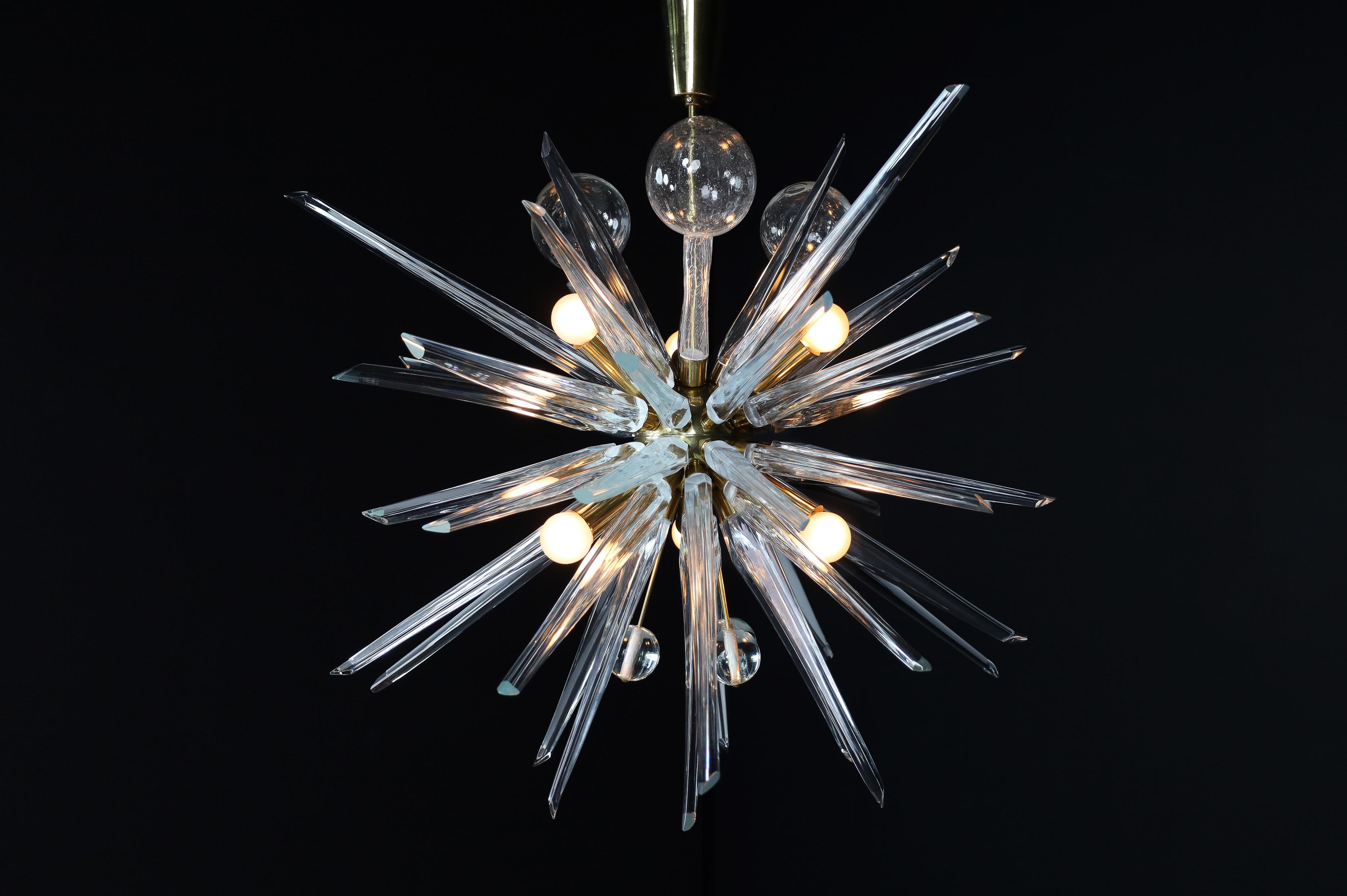 René Roubíček Brass Sputnik Chandelier Designed in the Czech Republic 1960s 2