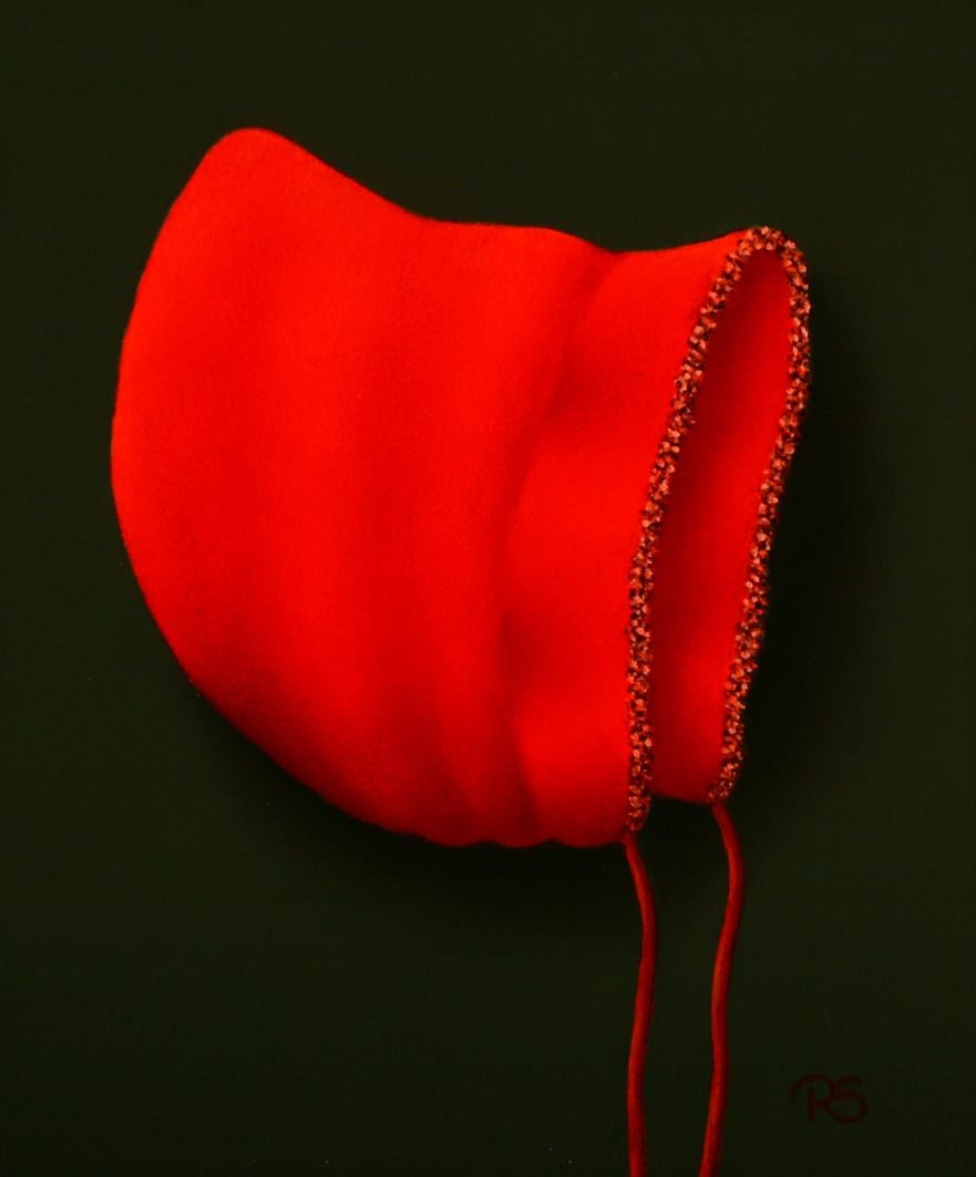 Zeitgenössisches, feines, realistisches Stillleben mit roter Kapuze, „Red Cap“