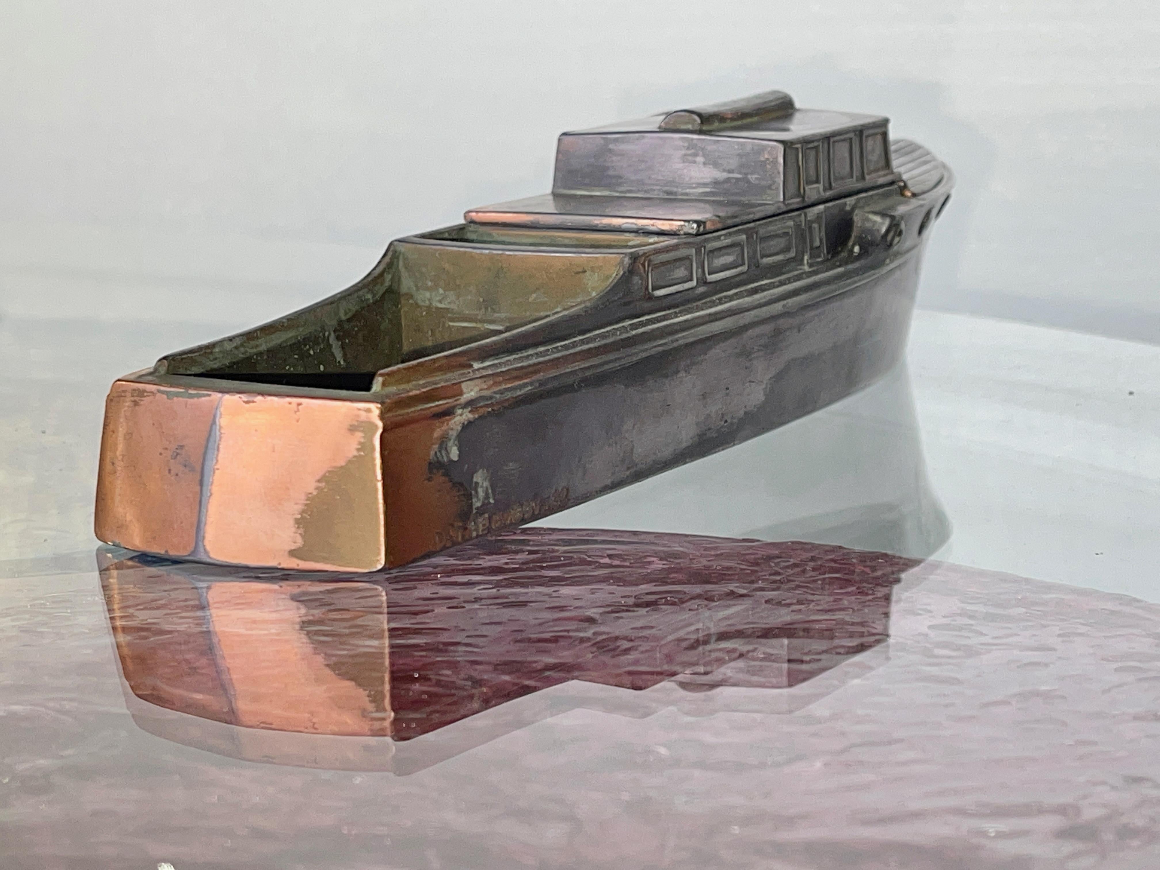 Art Deco Rene Umberto Scarponi 1932 Patented Boat Cigarette & Cigar Holder & Ashtray For Sale