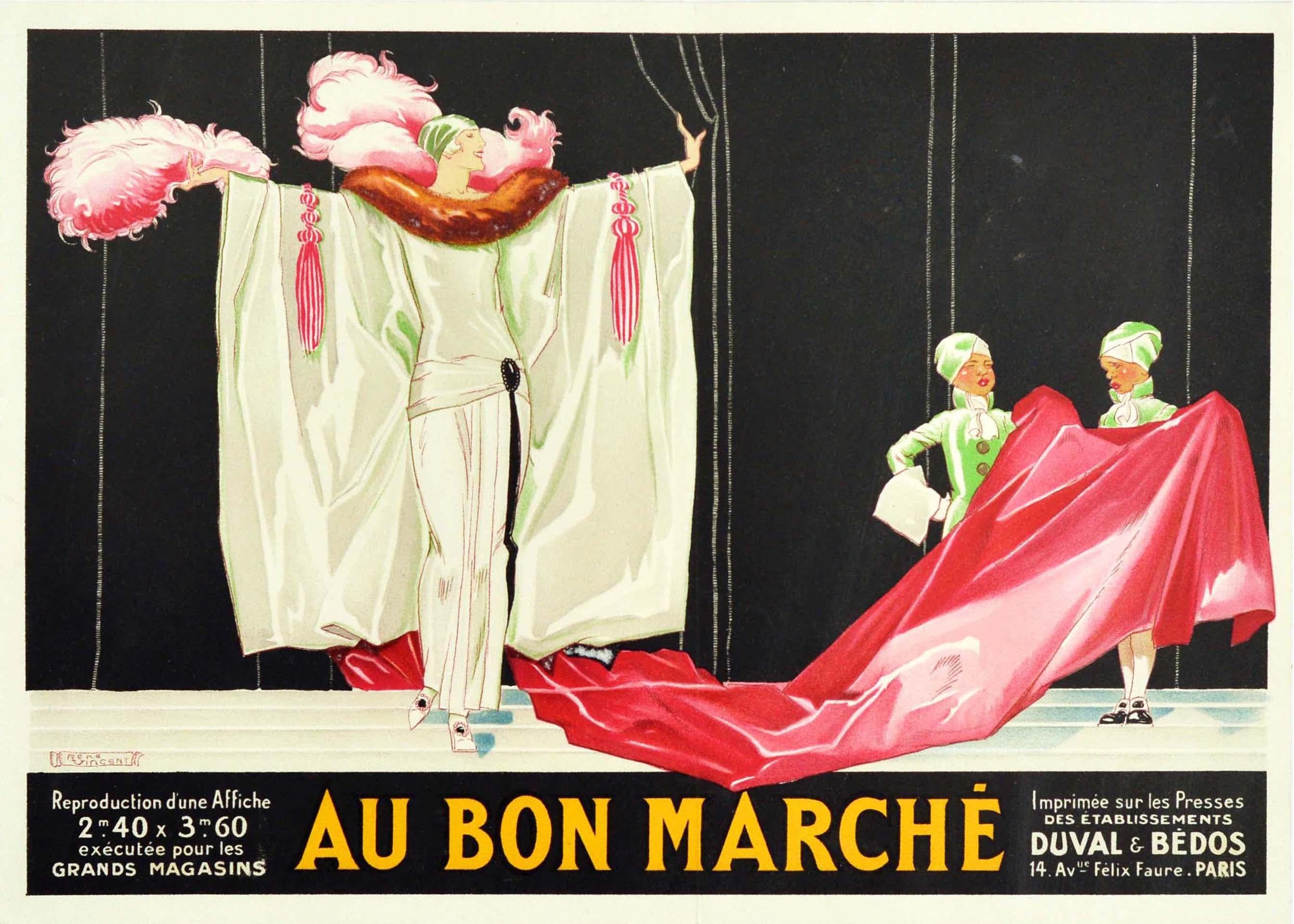 Print Rene Vincent - Affiche vintage d'origine Au Bon Marche Paris Fashion Textiles Fabric Stage Design