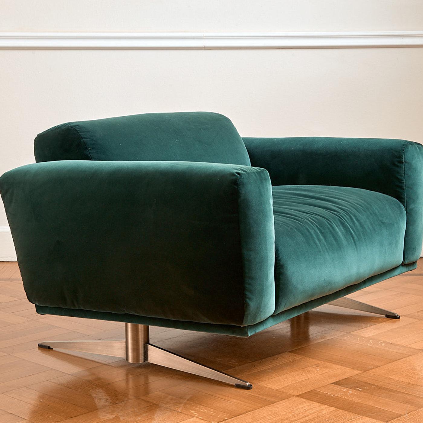 Renee Emerald Armchair In New Condition For Sale In Milan, IT