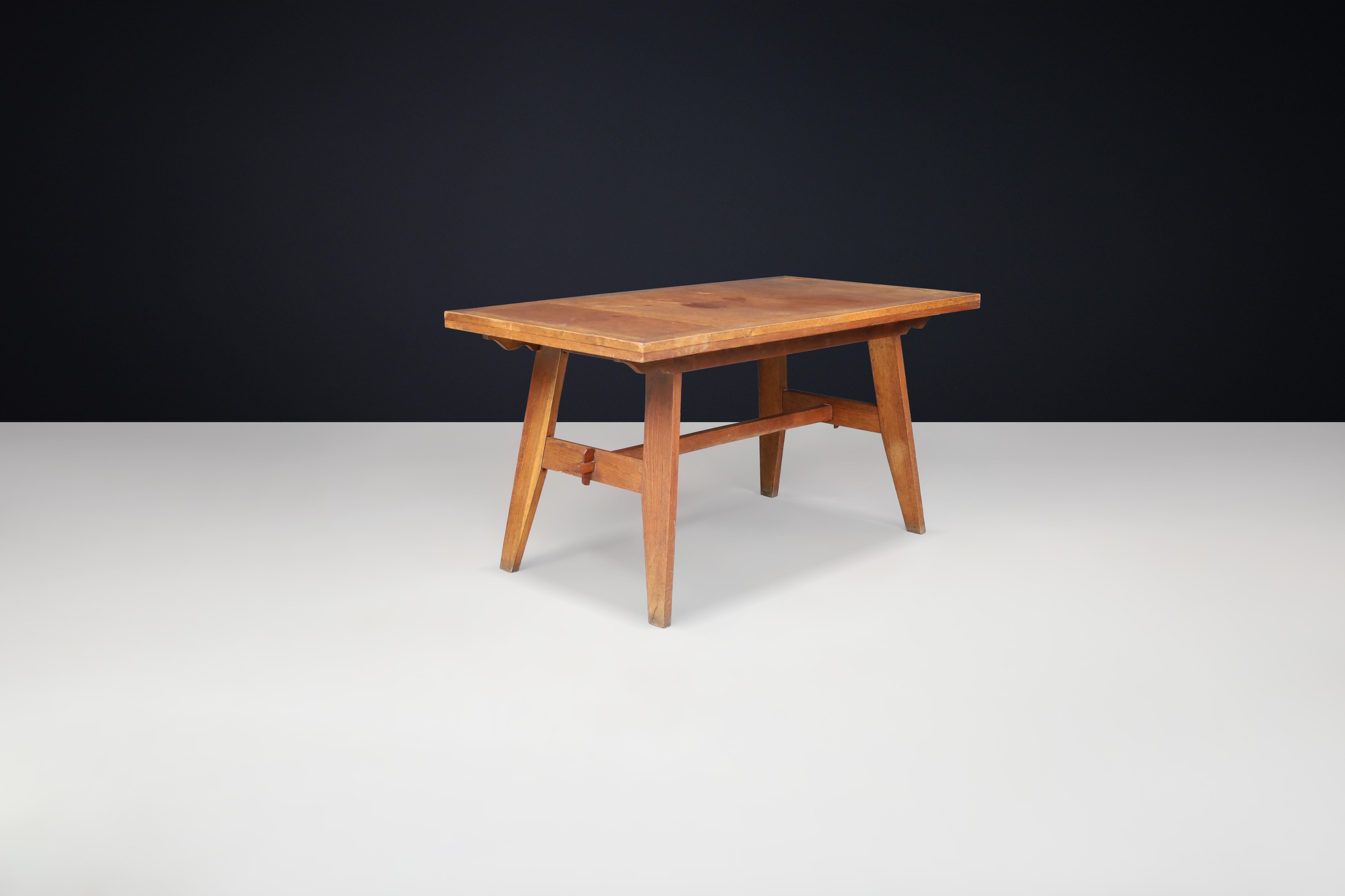 Renée Gabriel Patinated Oak Table, France, 1940s For Sale 3