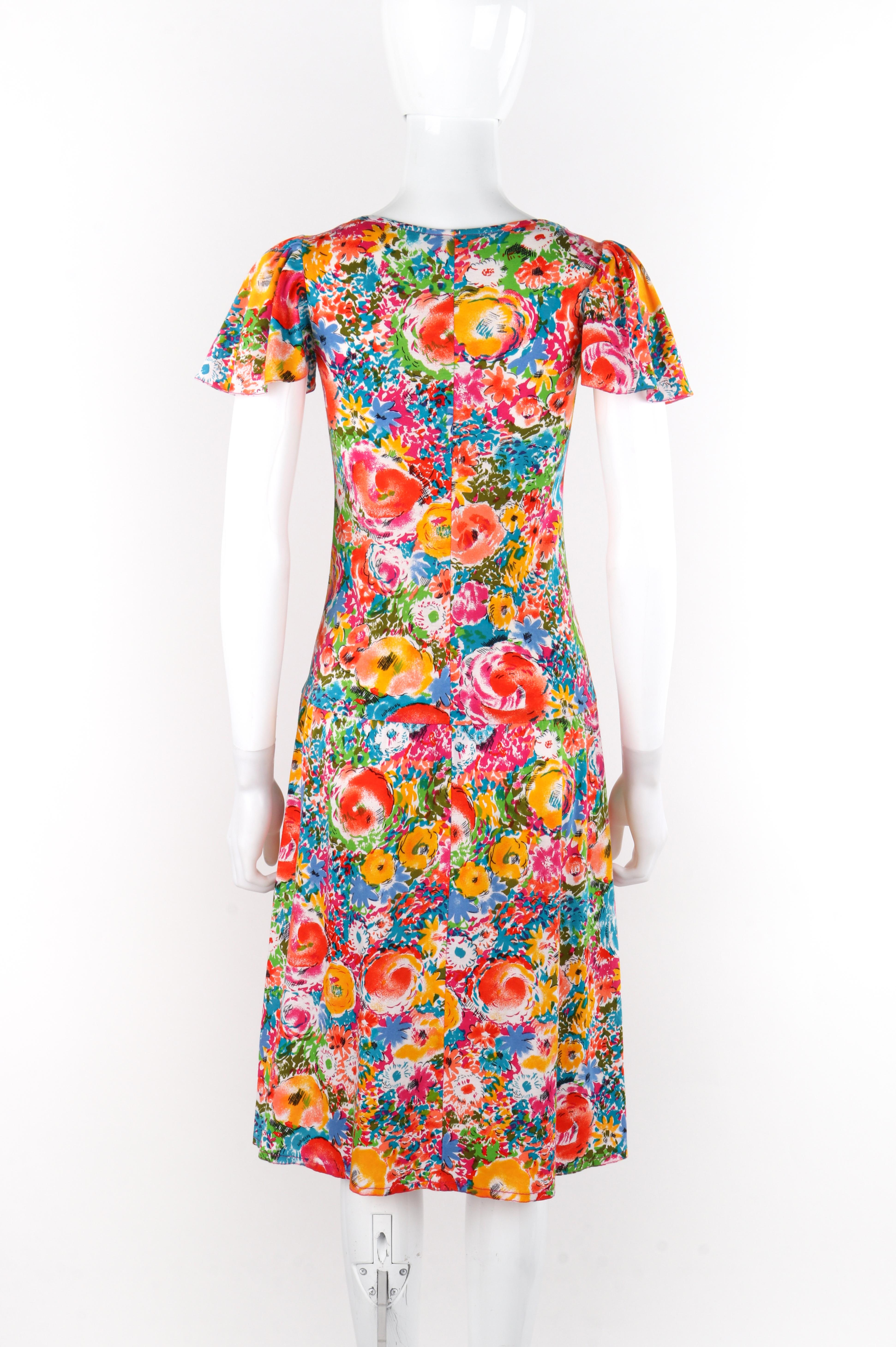 RENEE HELGA HOWIE c.1980s Multicolor Floral Print Drop Waist Short Sleeve Dress For Sale 3
