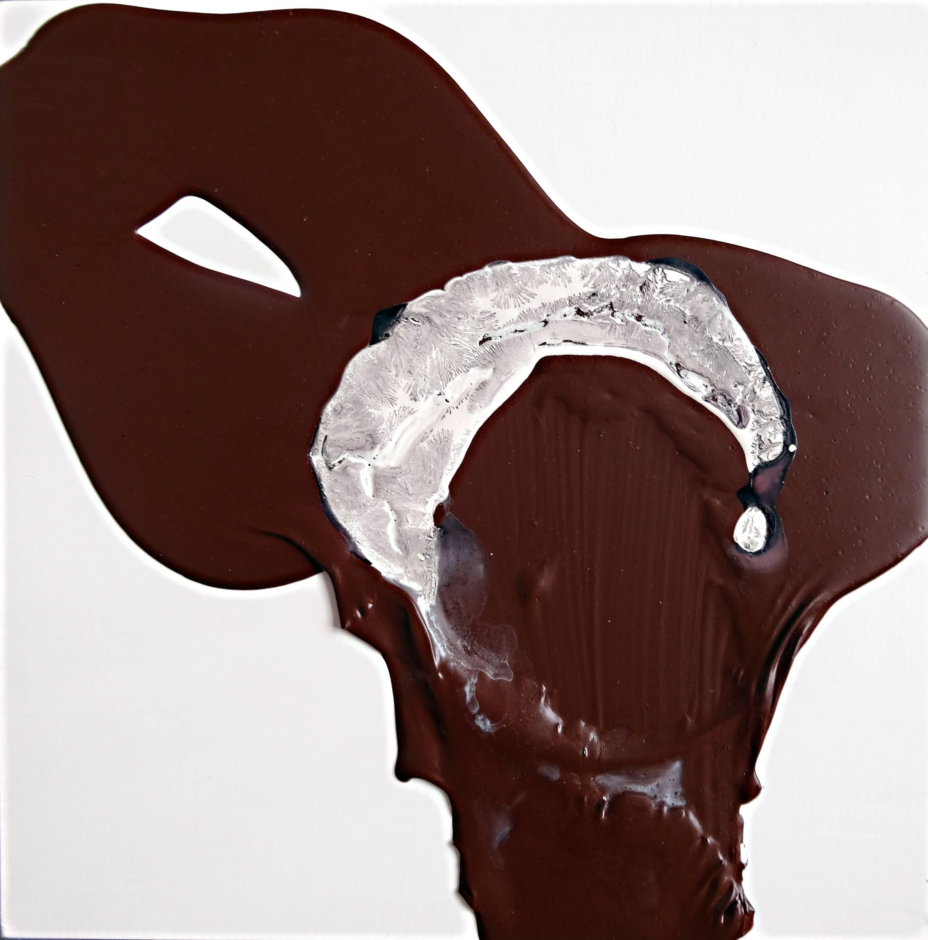 Abstract Painting Renee Phillips - Feminine Ritual I - peinture abstraite texturée marron blanc sur panneau de bois