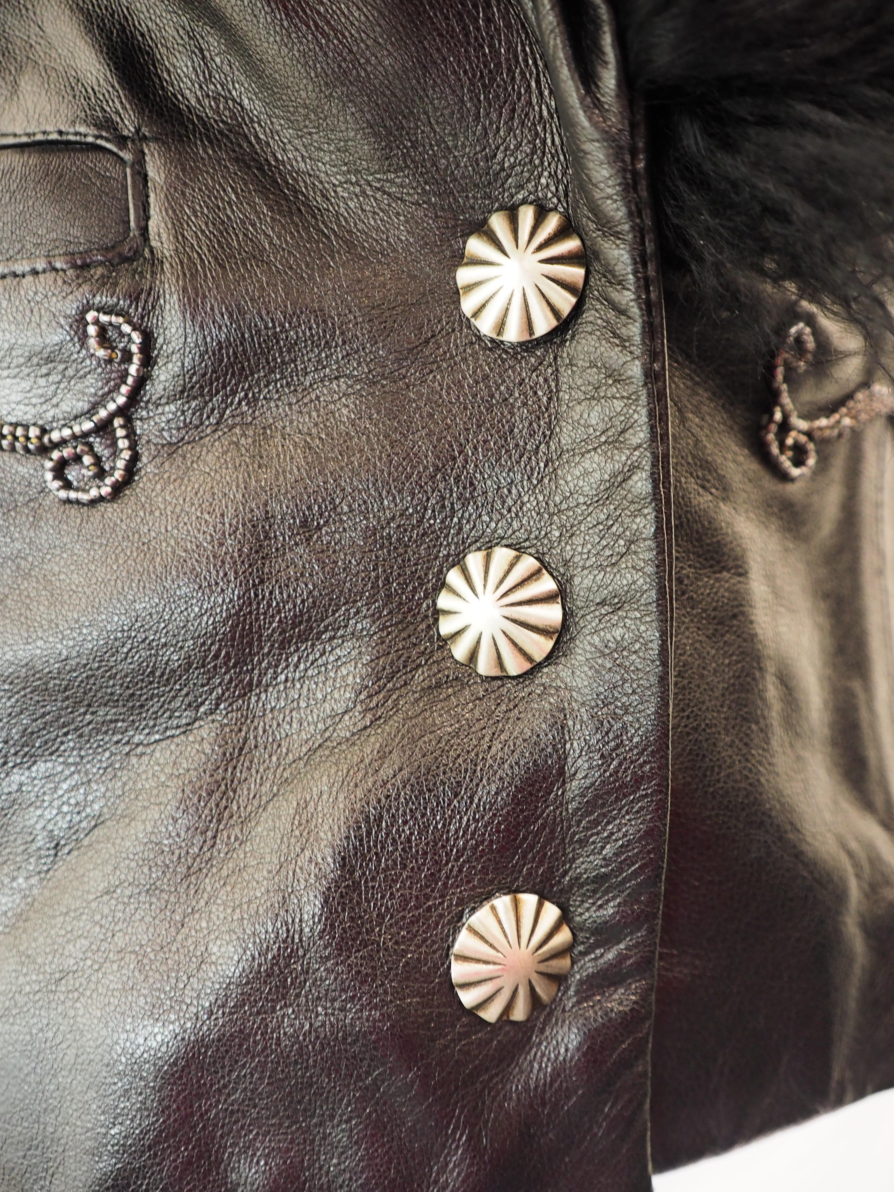 Giacca Renegade in pelle nera con bordo in pelliccia mongola In condizioni ottime in vendita a Los Angeles, CA