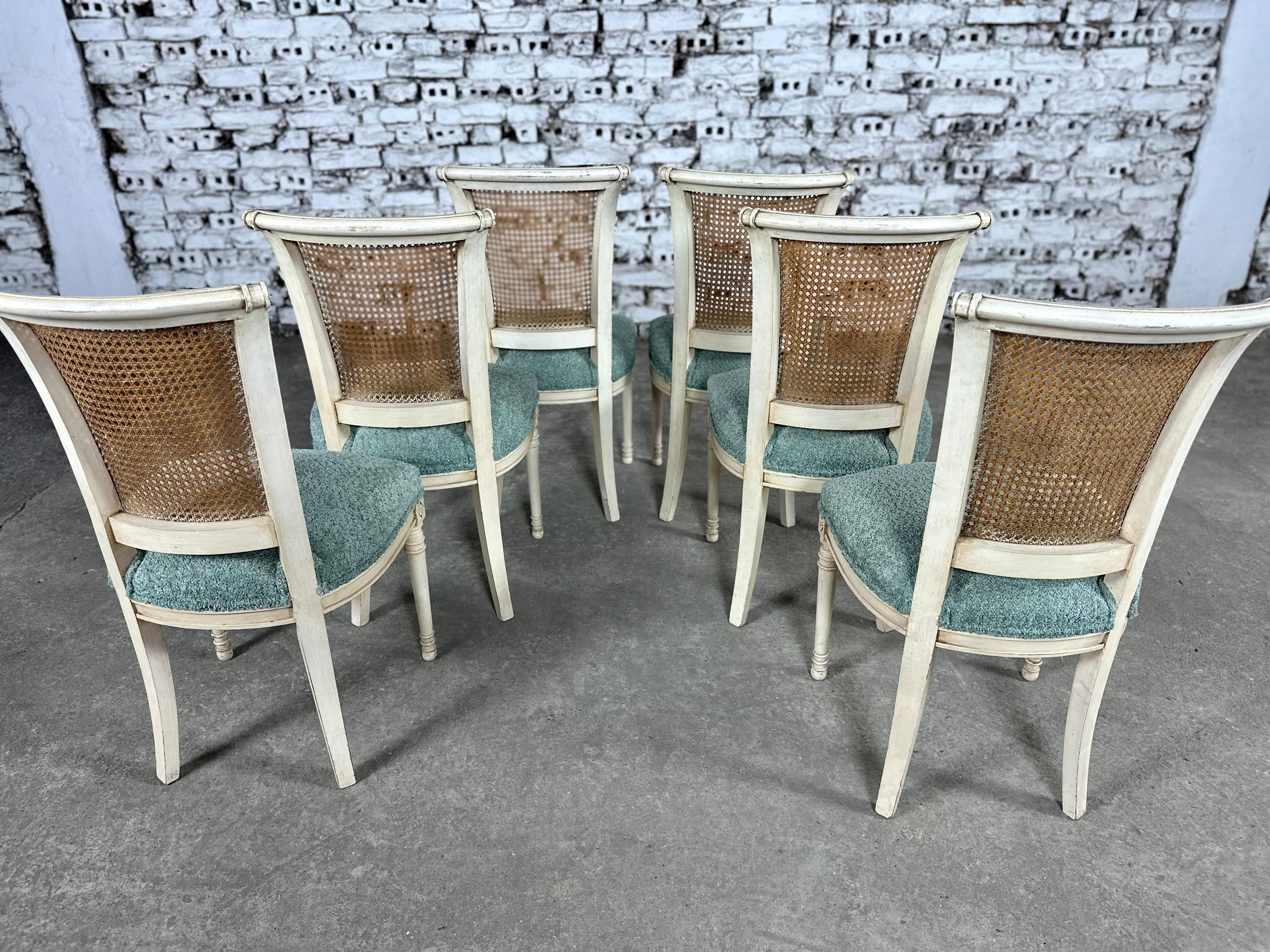 Chaises de salle à manger vintage à dossier canné renouvelées et tapissées à nouveau - Ensemble de 7 6