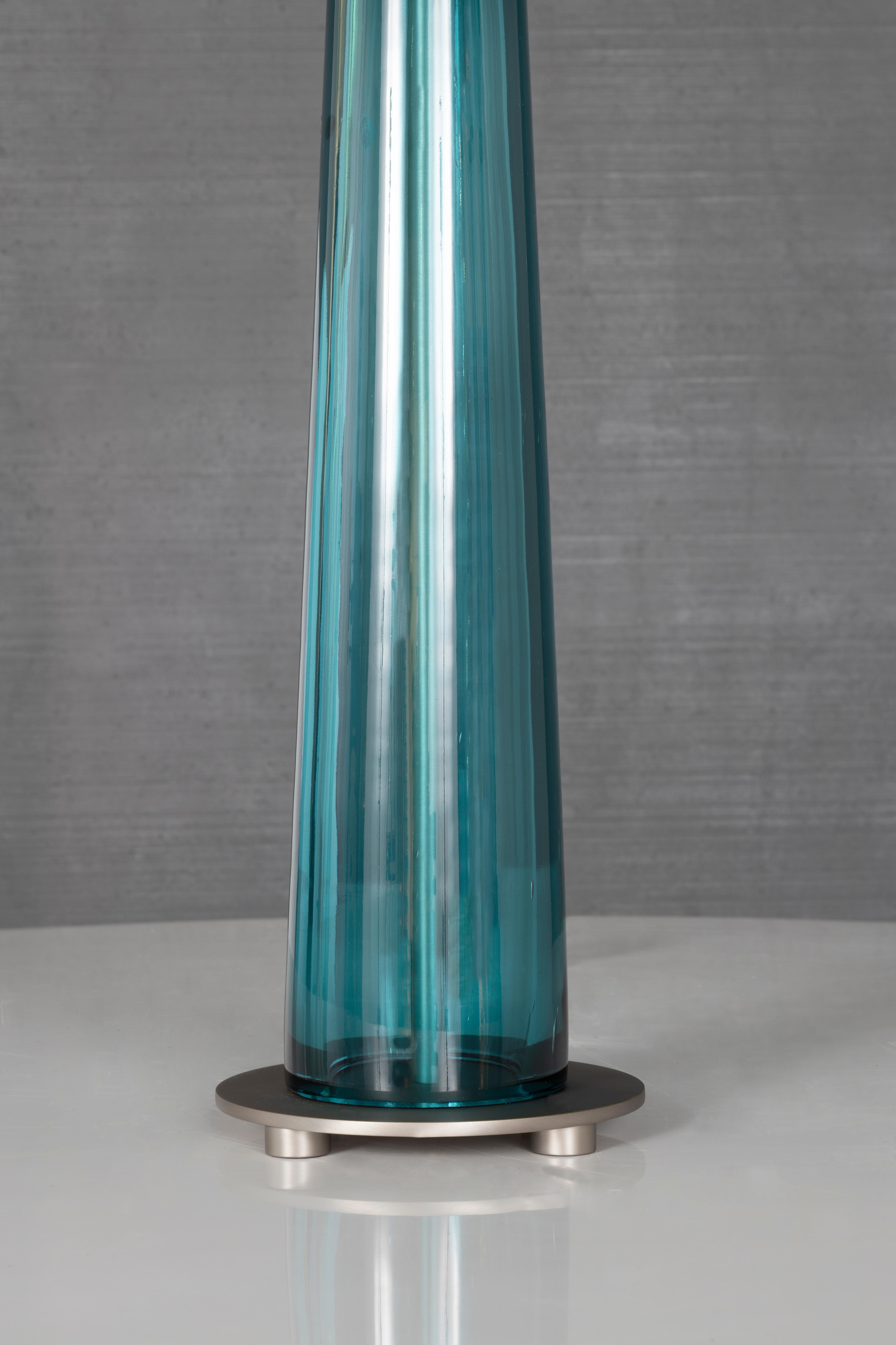 Reng, Sukini, Aqua Crystal Table Lamp In New Condition In Dallas, TX