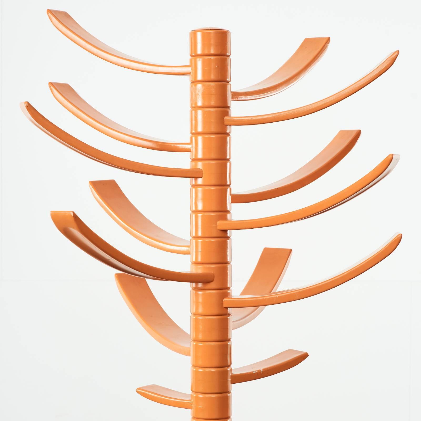 An adjustable hat stand by Bruce Tippett for Gavina with lacquered birch construction.