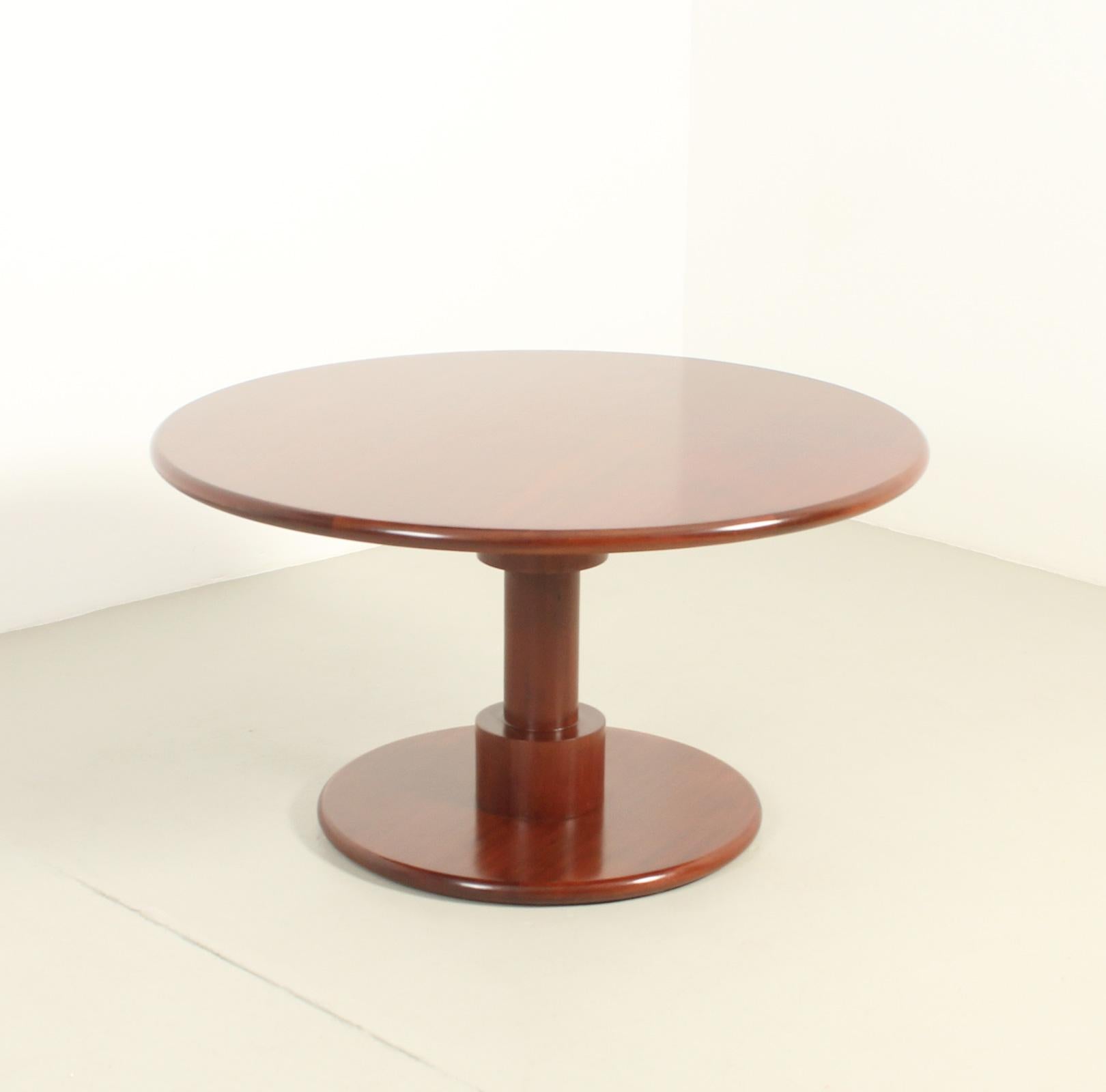 Reno Dining Table by Correa and Milá, 1961 For Sale 5