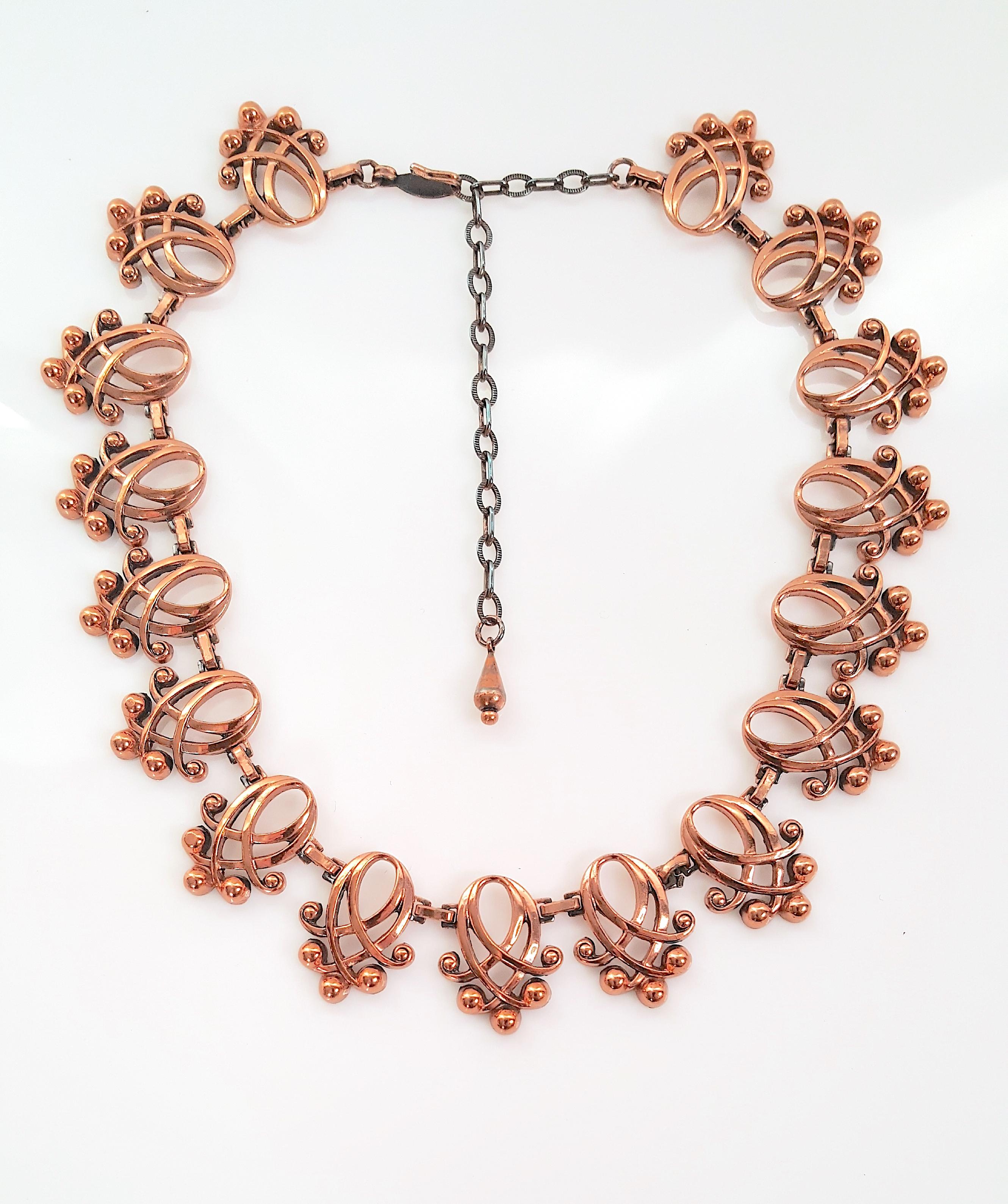 Art Nouveau Renoir MidCentury ArtNouveau-Style Copper Openwork Curvilinear Link Necklace For Sale
