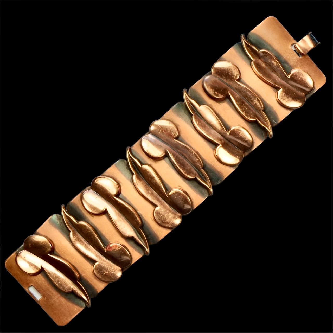 Renoir Mid Century Copper Wide Link Abstract Polished Leaf Bracelet in vendita 4