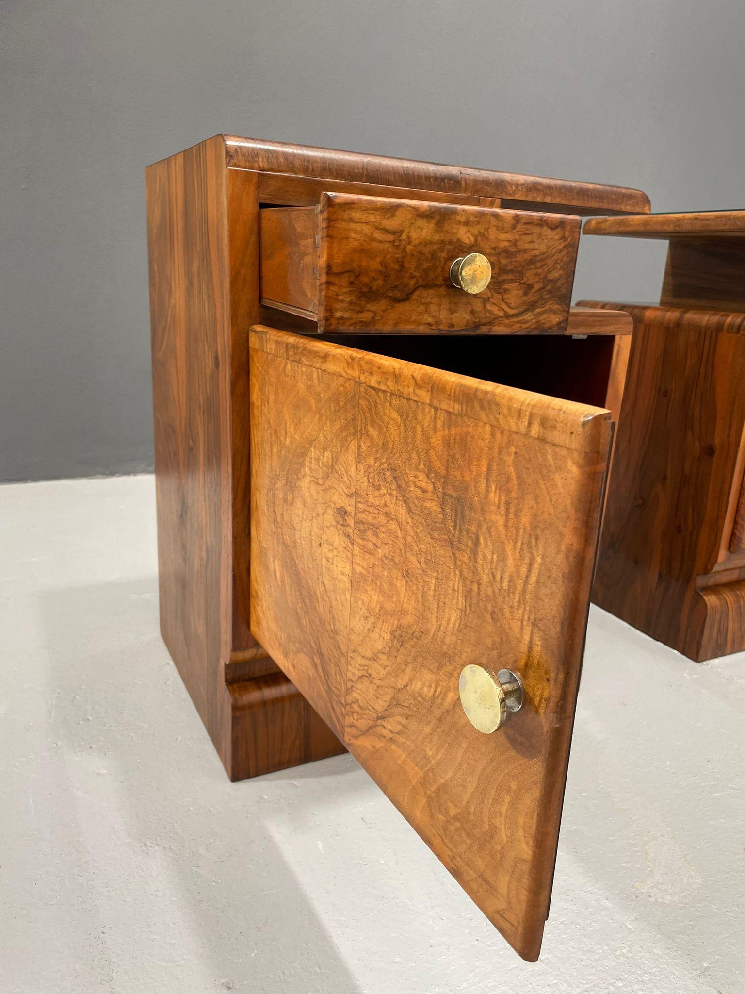 Bois Renovated 1930s Art Deco Bedside Tables – Vintage Czechoslovak Nightstands en vente