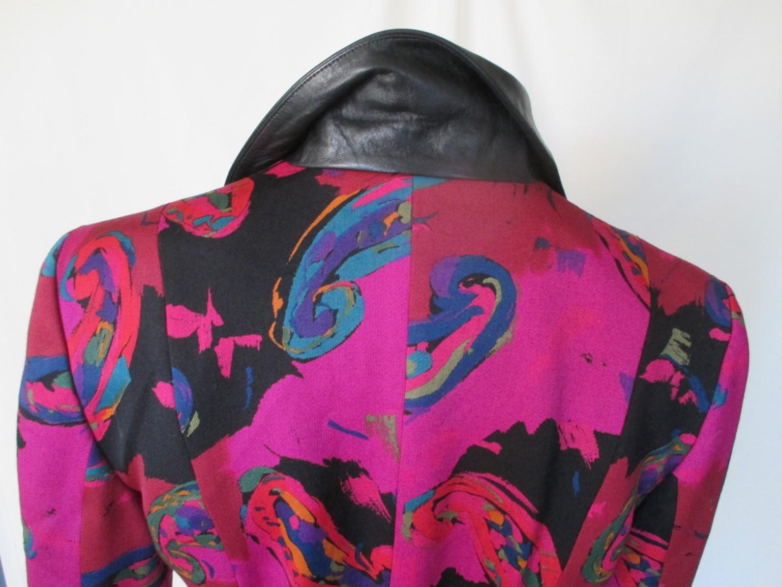 Renzo Blazer with Leather Details  In Good Condition For Sale In Amsterdam, NL