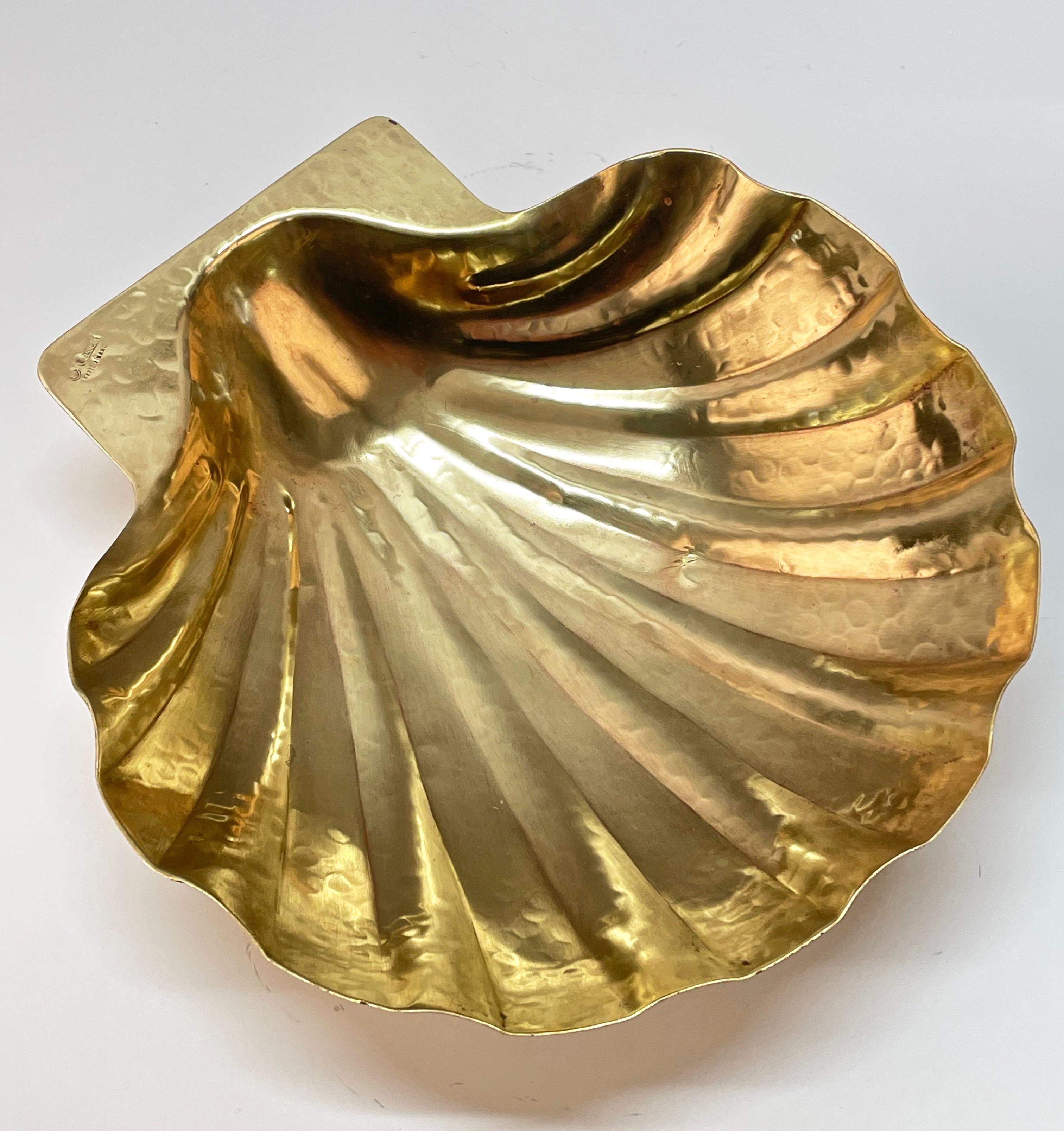 Renzo Cassetti Midcentury Italian Handmade Brass Shell-Shaped Bowl, 1960s 8