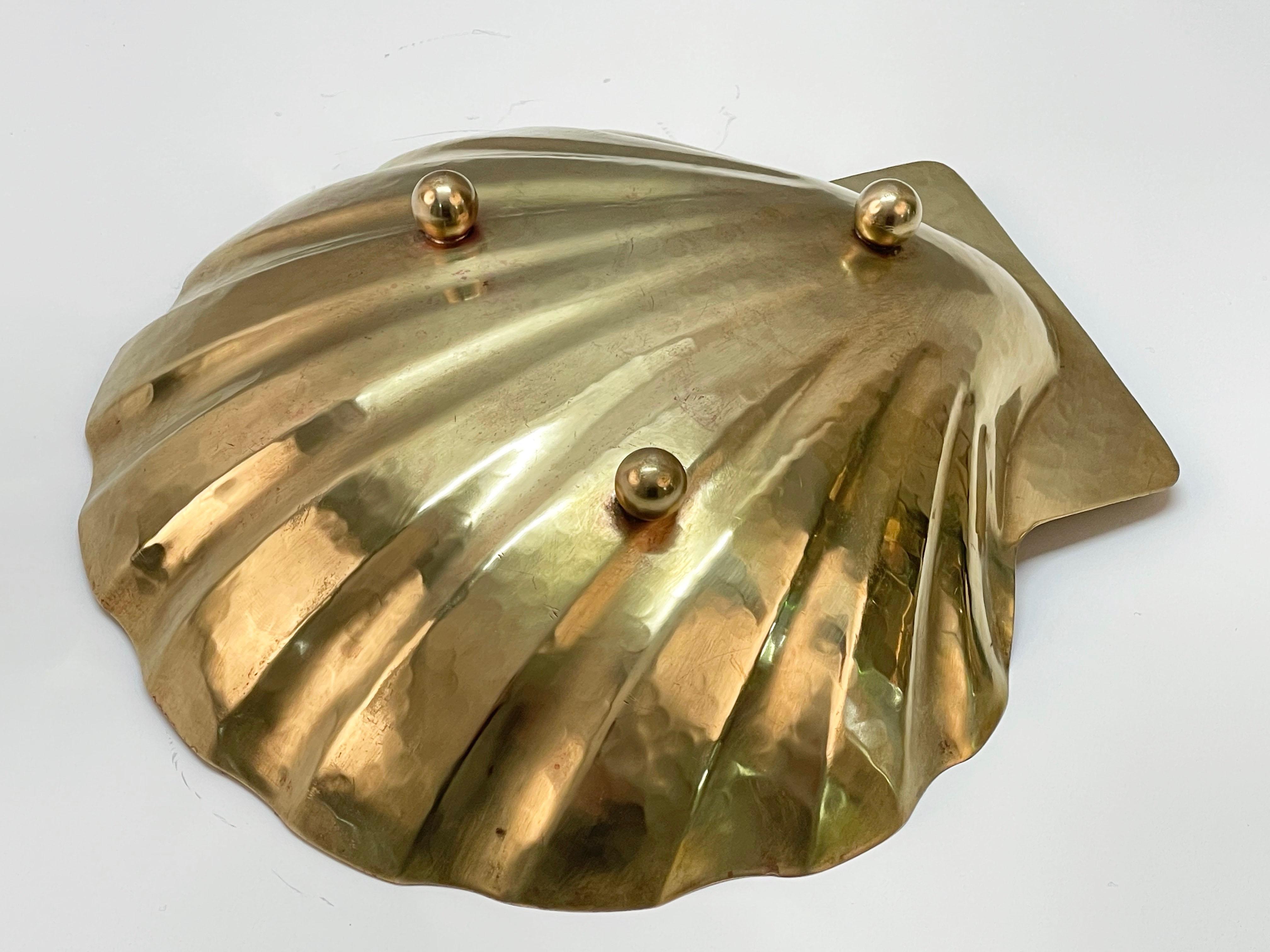Renzo Cassetti Midcentury Italian Handmade Brass Shell-Shaped Bowl, 1960s 4