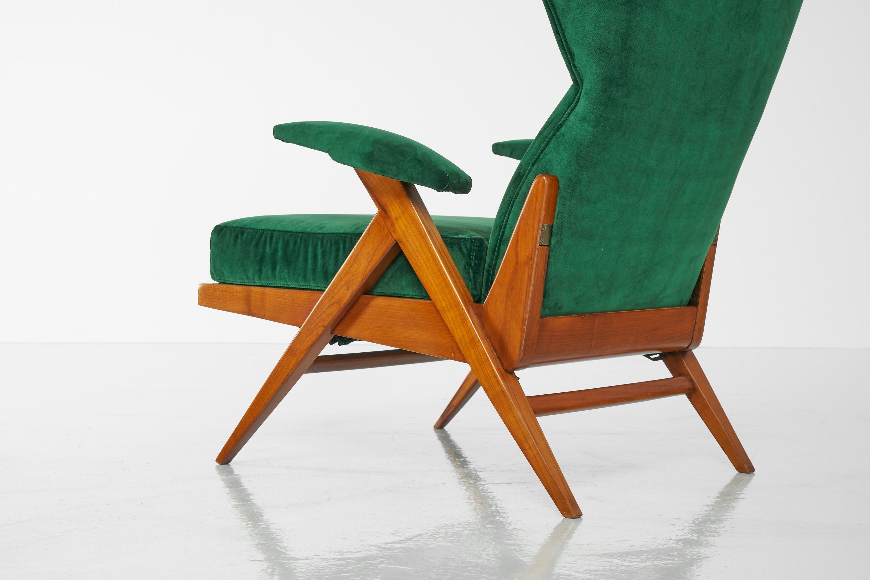 Renzo Franchi Adjustable Lounge Chairs Camea, Italy, 1955 3