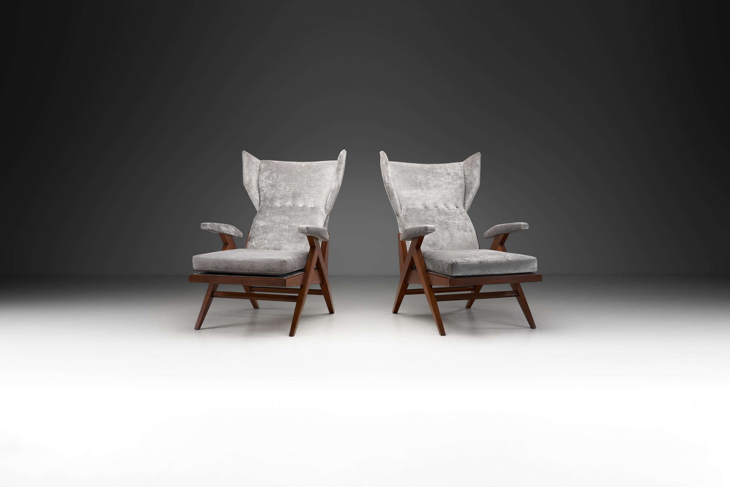 Mid-20th Century Italian Mid-Century Upholstered Lounge Chairs, Italy 1950s For Sale
