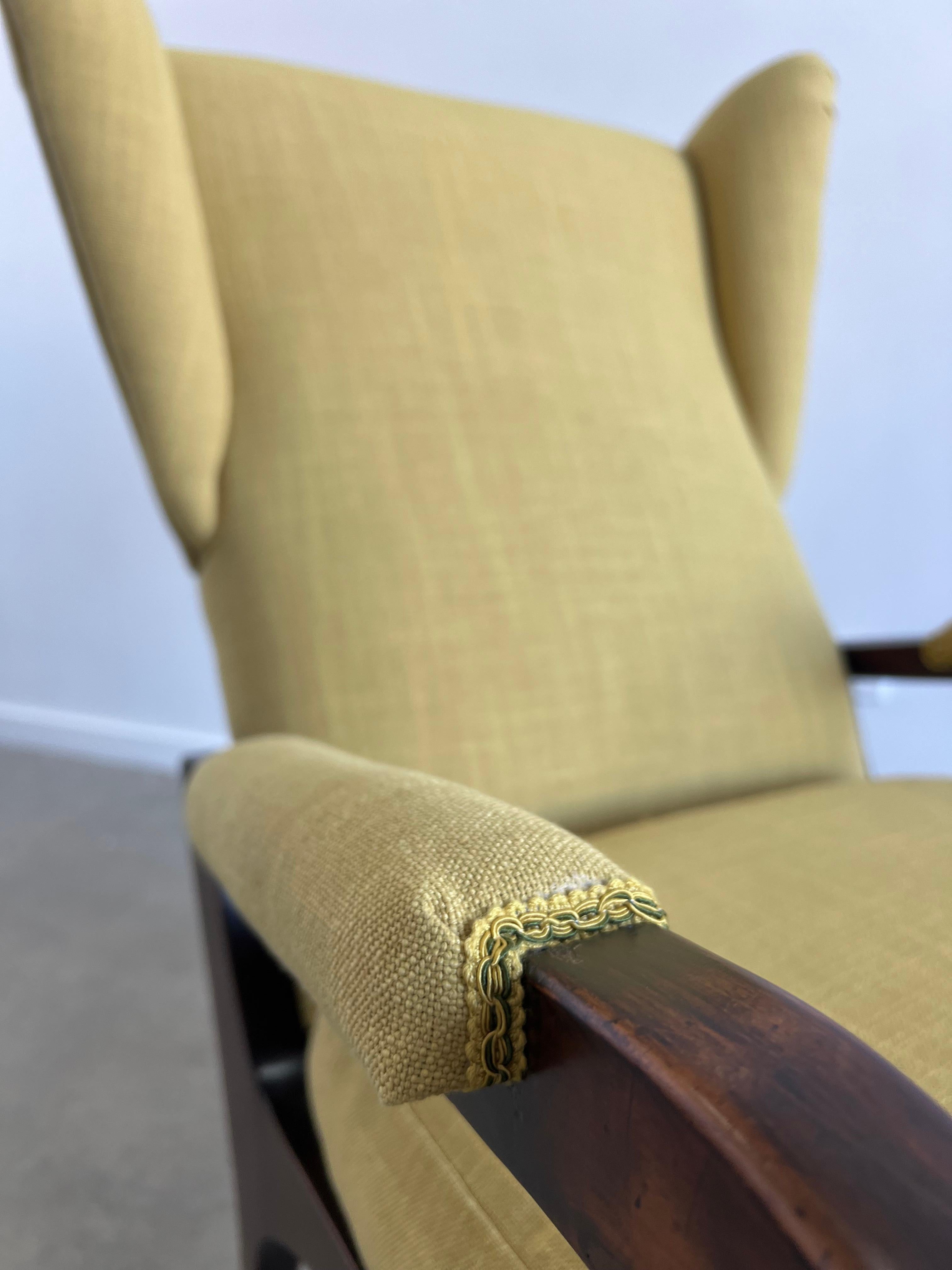 Renzo Franchi for Brianzola Camera Lounge Reclinable Armchair with Ottoman In Excellent Condition For Sale In Byron Bay, NSW