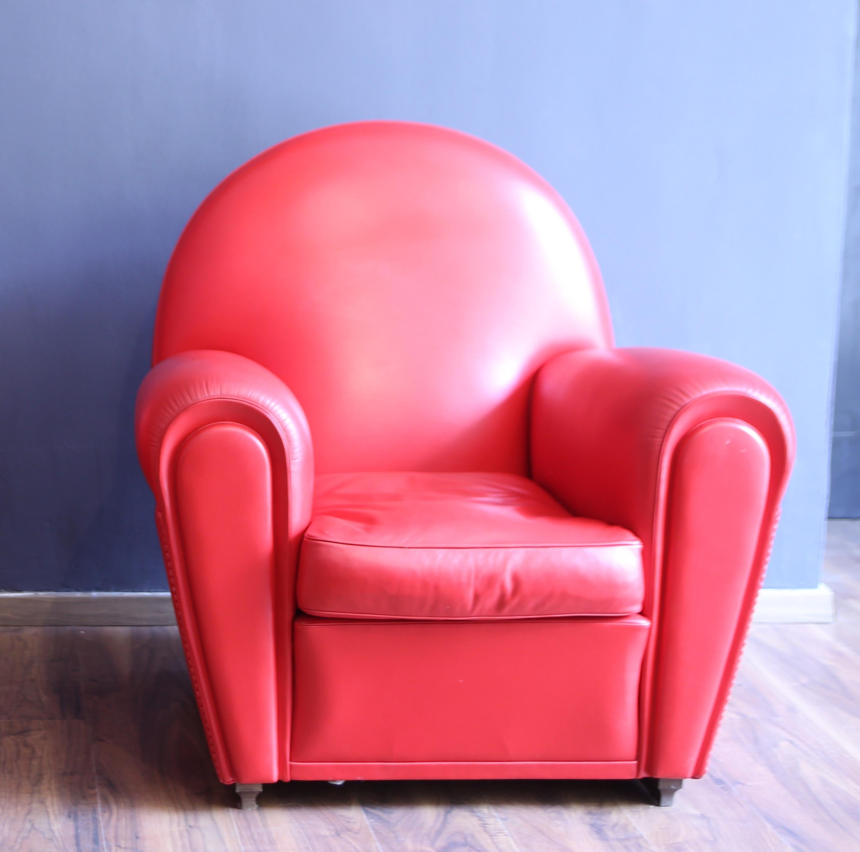 Late 20th Century Pair of Frau armchairs, model 904 “Vanity Fair” in red leather, 1980s in vendita