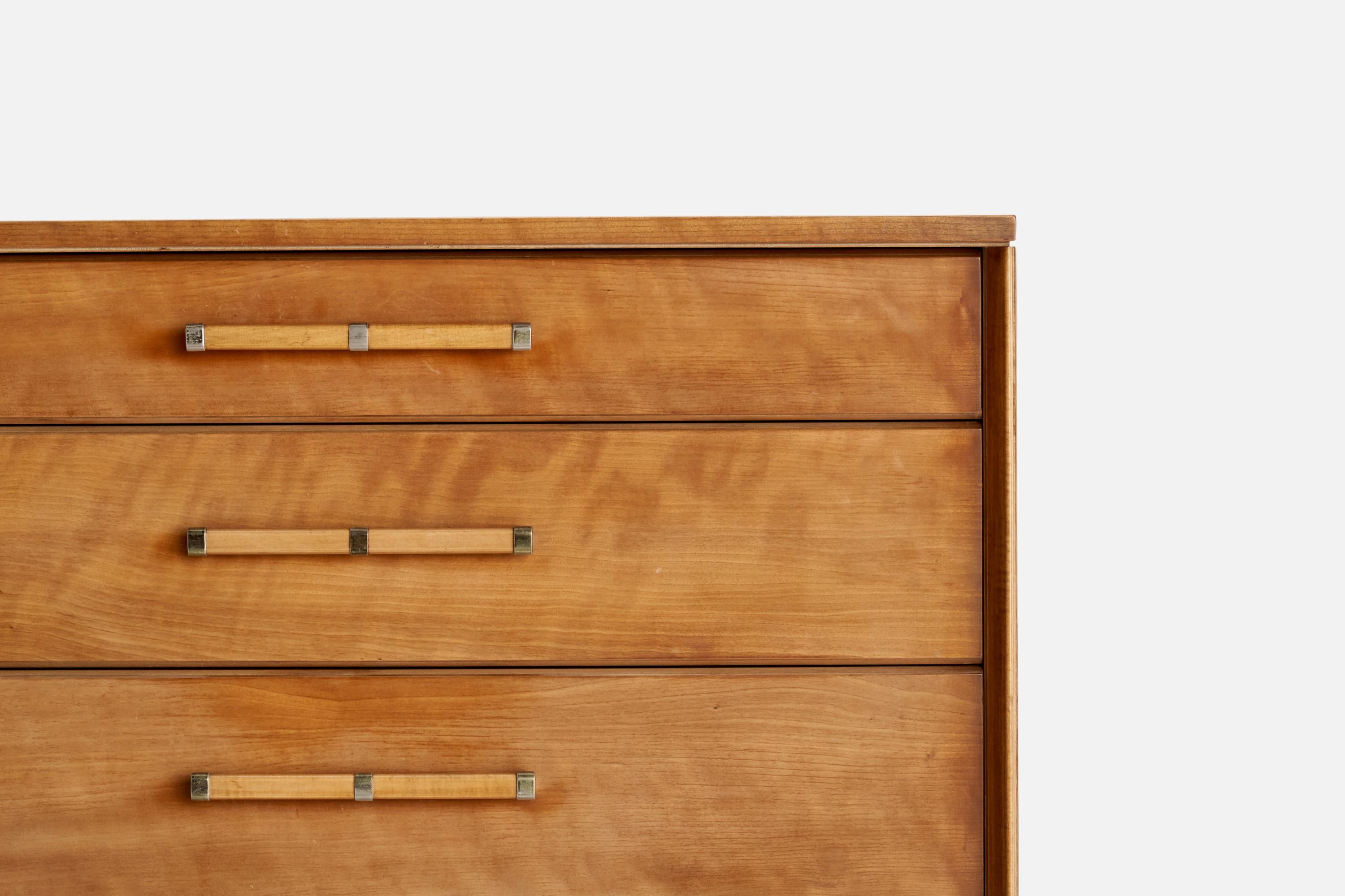 American Renzo Rutili, Chest of Drawers, Maple, Brass, USA, 1940s For Sale