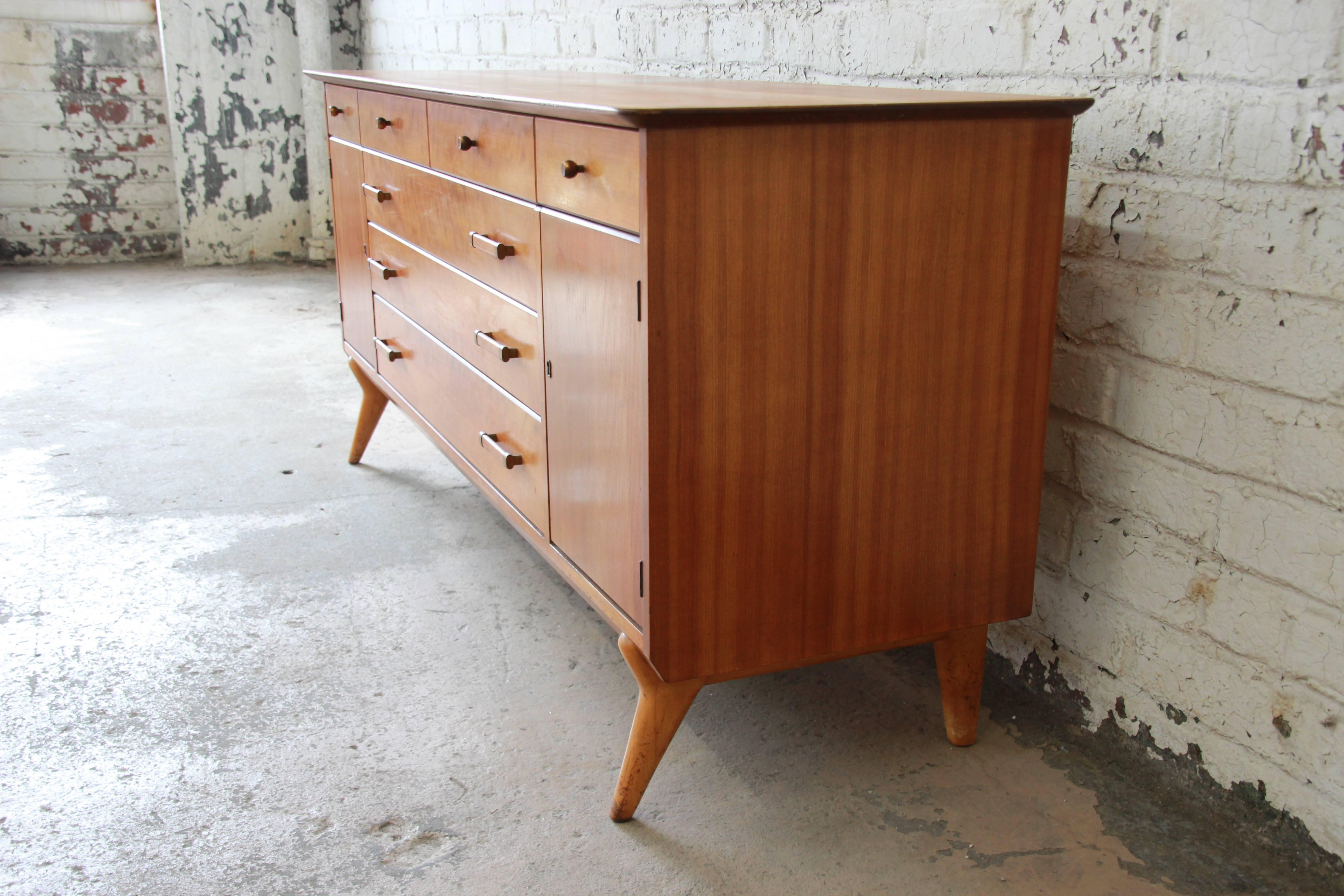 Renzo Rutili for Johnson Furniture Co. Mid-Century Modern Sideboard Credenza 11