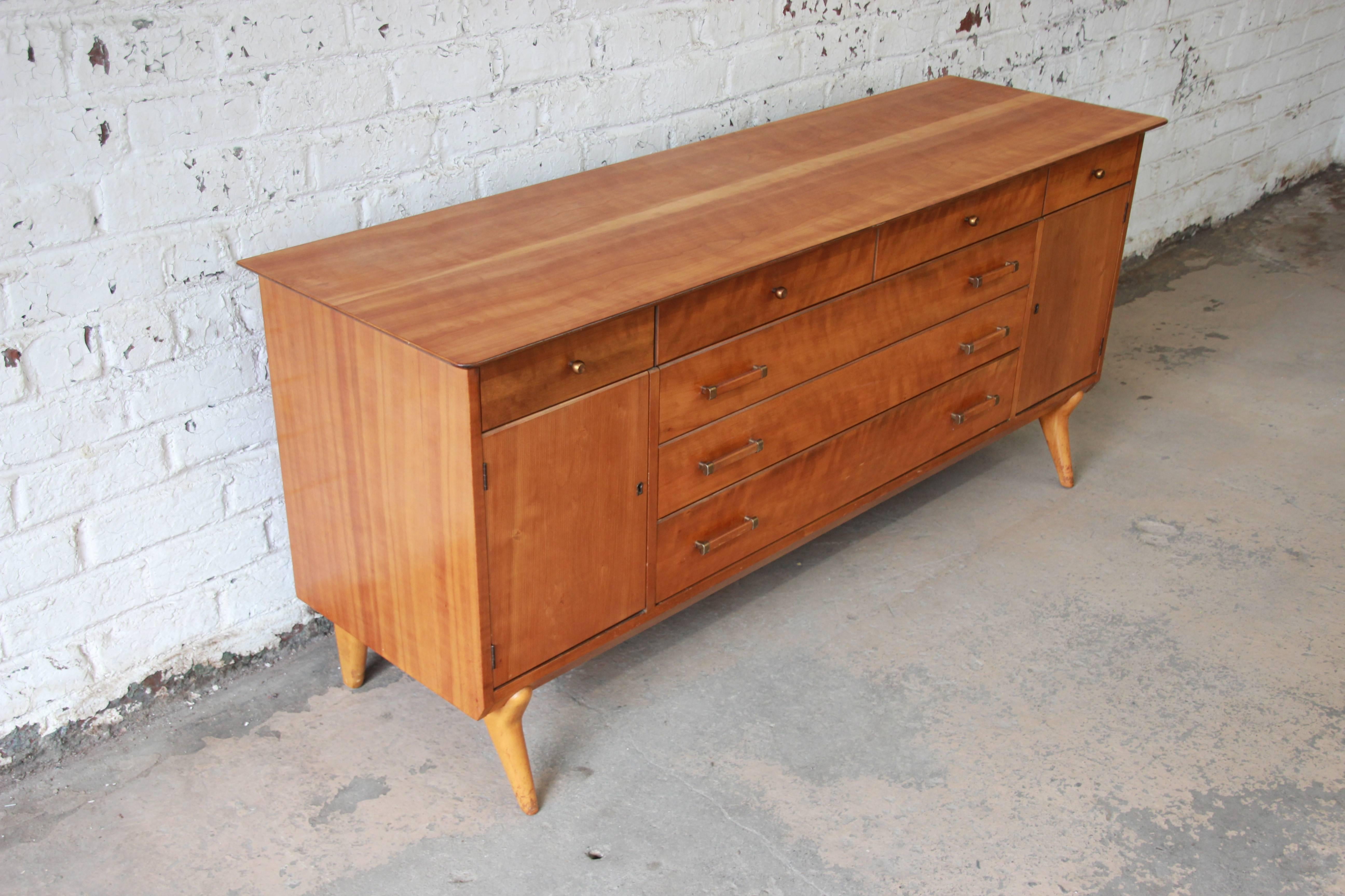 Brass Renzo Rutili for Johnson Furniture Co. Mid-Century Modern Sideboard Credenza
