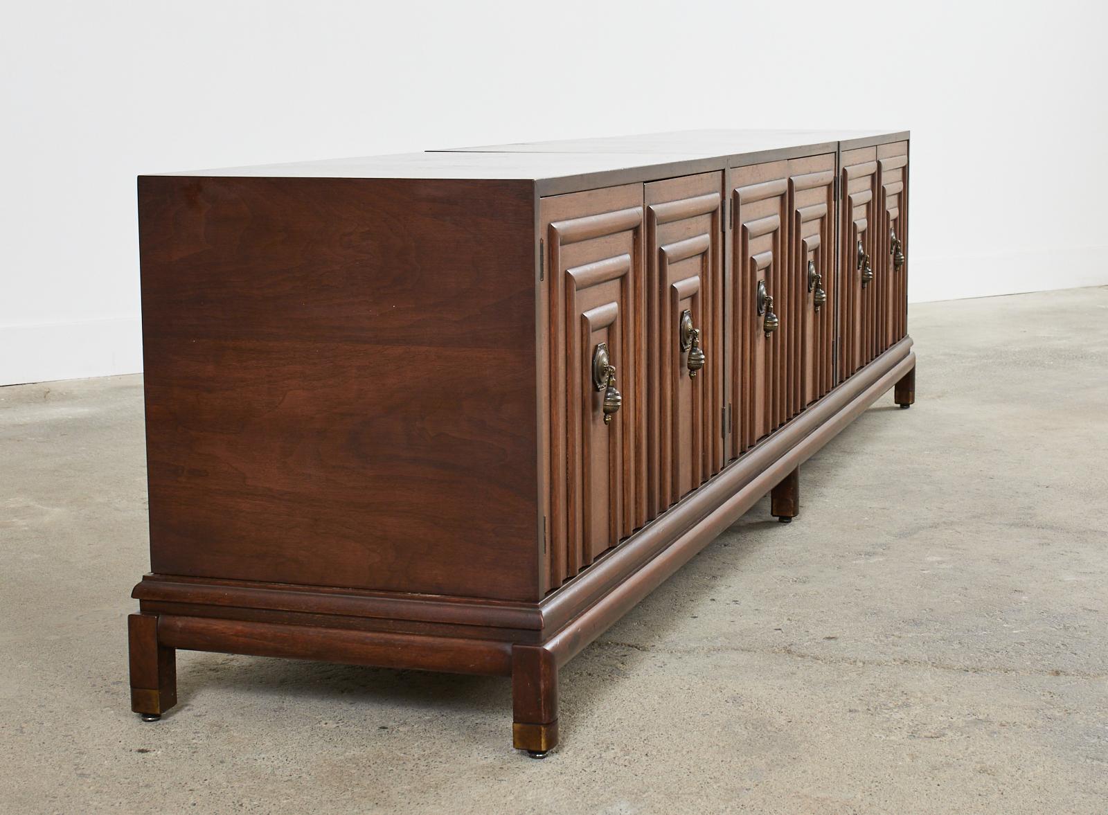 Renzo Rutili for Johnson Furniture Walnut Cabinet Credenza For Sale 5