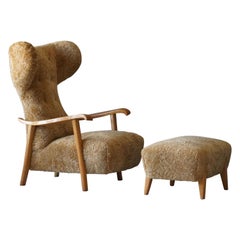 Renzo Zavanella (Attribution) Lounge Chair, Ottoman, Sheepskin, Oak, Italy 1940s