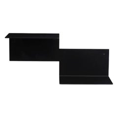 Repeat-Regal Schwarzes Noir Left von Warm Nordic