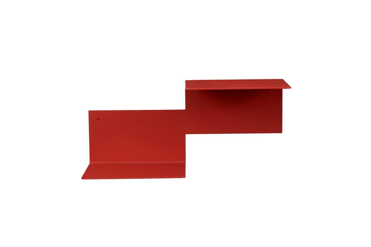 Repeat Shelf Rusty Red Right by Warm Nordic
Dimensions: D60 x W23 x H26cm
Material: Powder coated aluminium
Weight: 5 kg
Also available in different colours. Please contact us.

Flexible shelf unit that can be mounted on the wall and offers endless