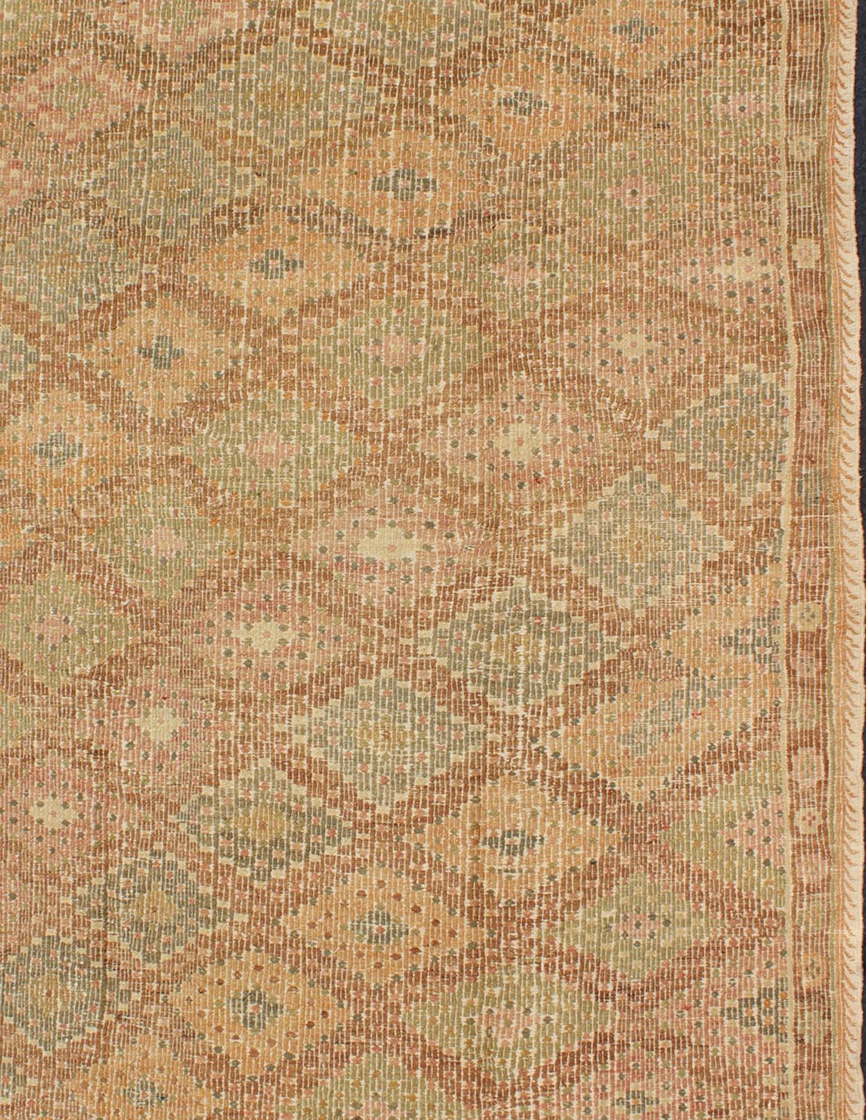Hand-Woven Embroidered Flatweave Kilim Rug From Turkey in Repeating Diamond Design For Sale