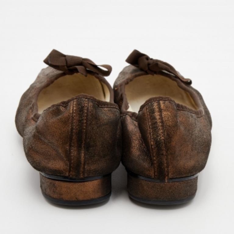 Repetto Bailarinas con Lazo de Ante Bronce Metalizado Talla 41 en venta 1