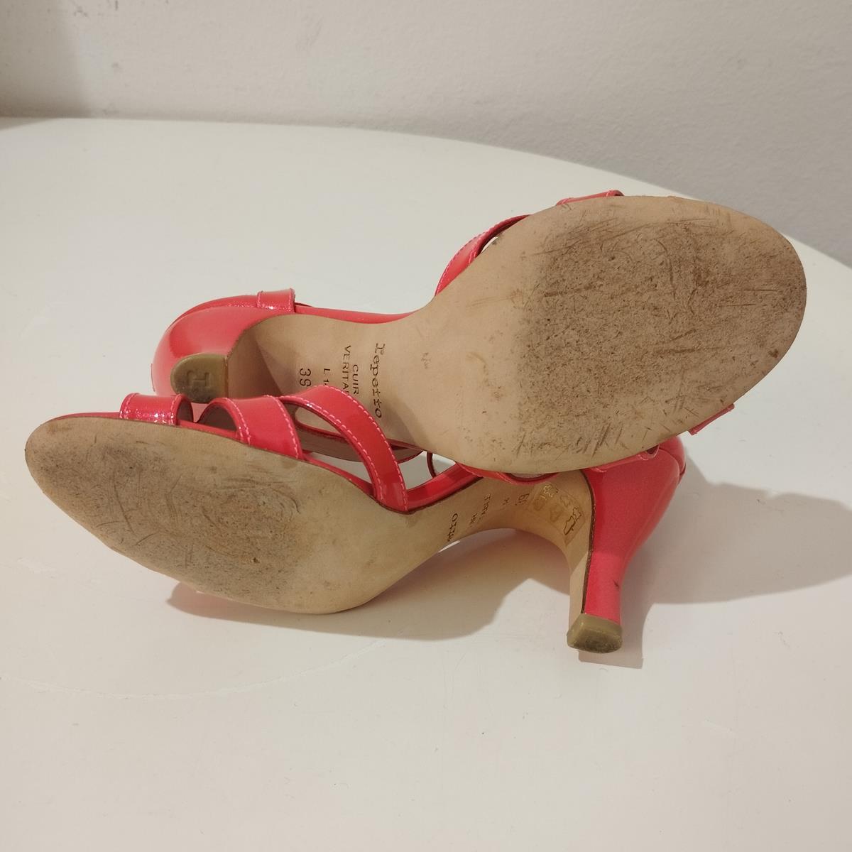 Repetto Paris Patent Leather Sandals IT 39 For Sale 3