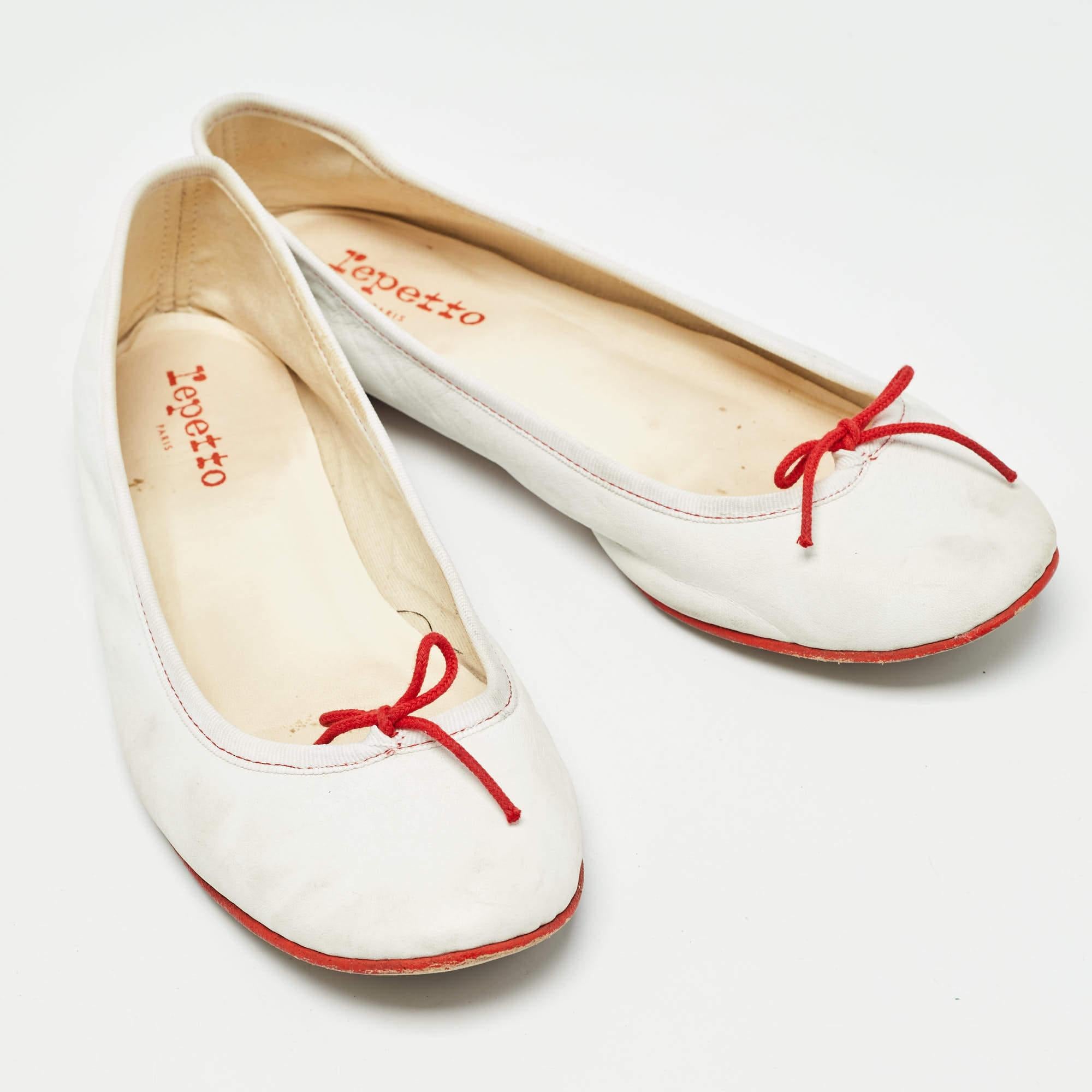 Women's Repetto White Leather Bow Ballet Flats Size 39