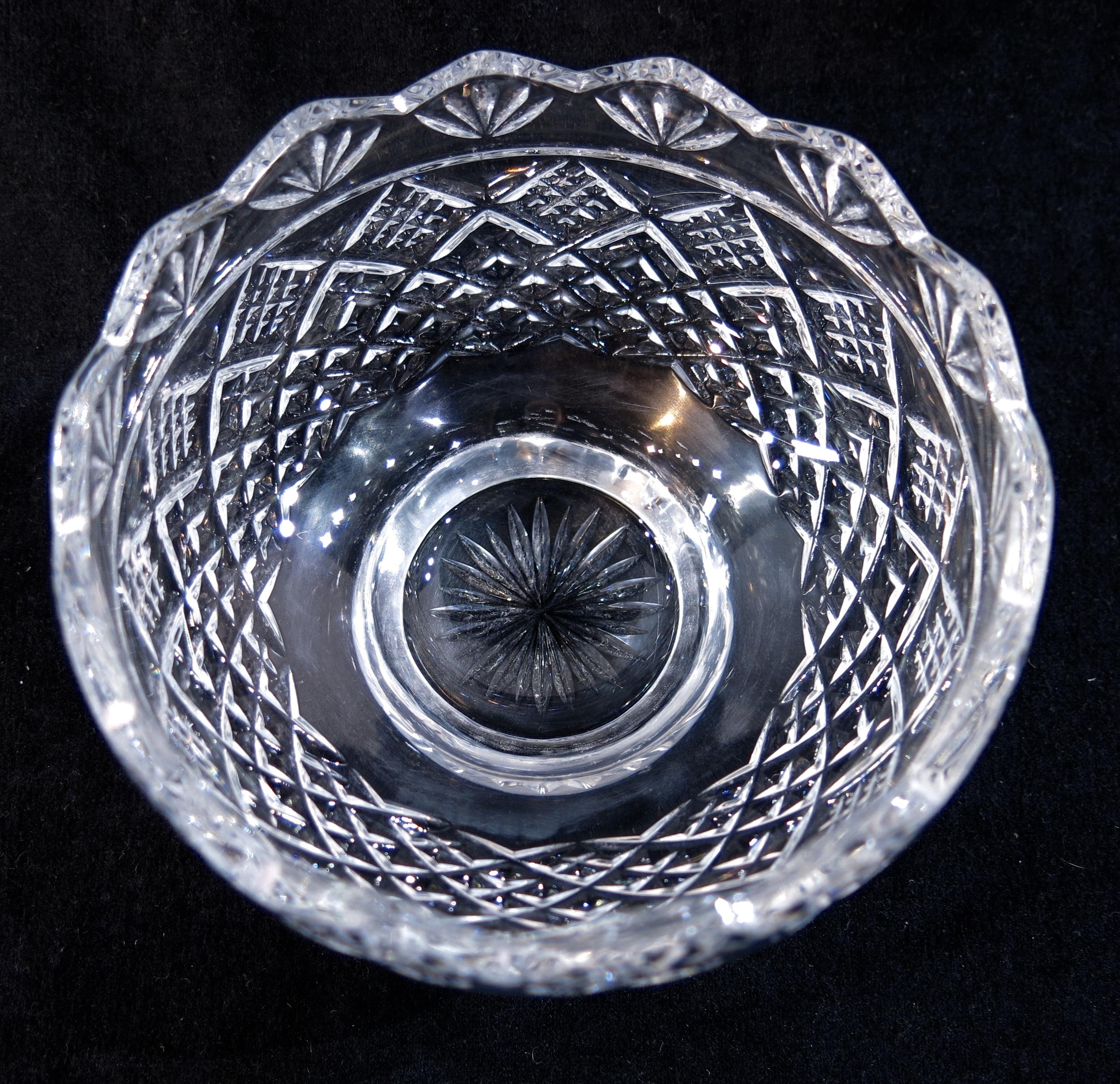 From our huge selection of epergne replacement bowls, here is a round, 3