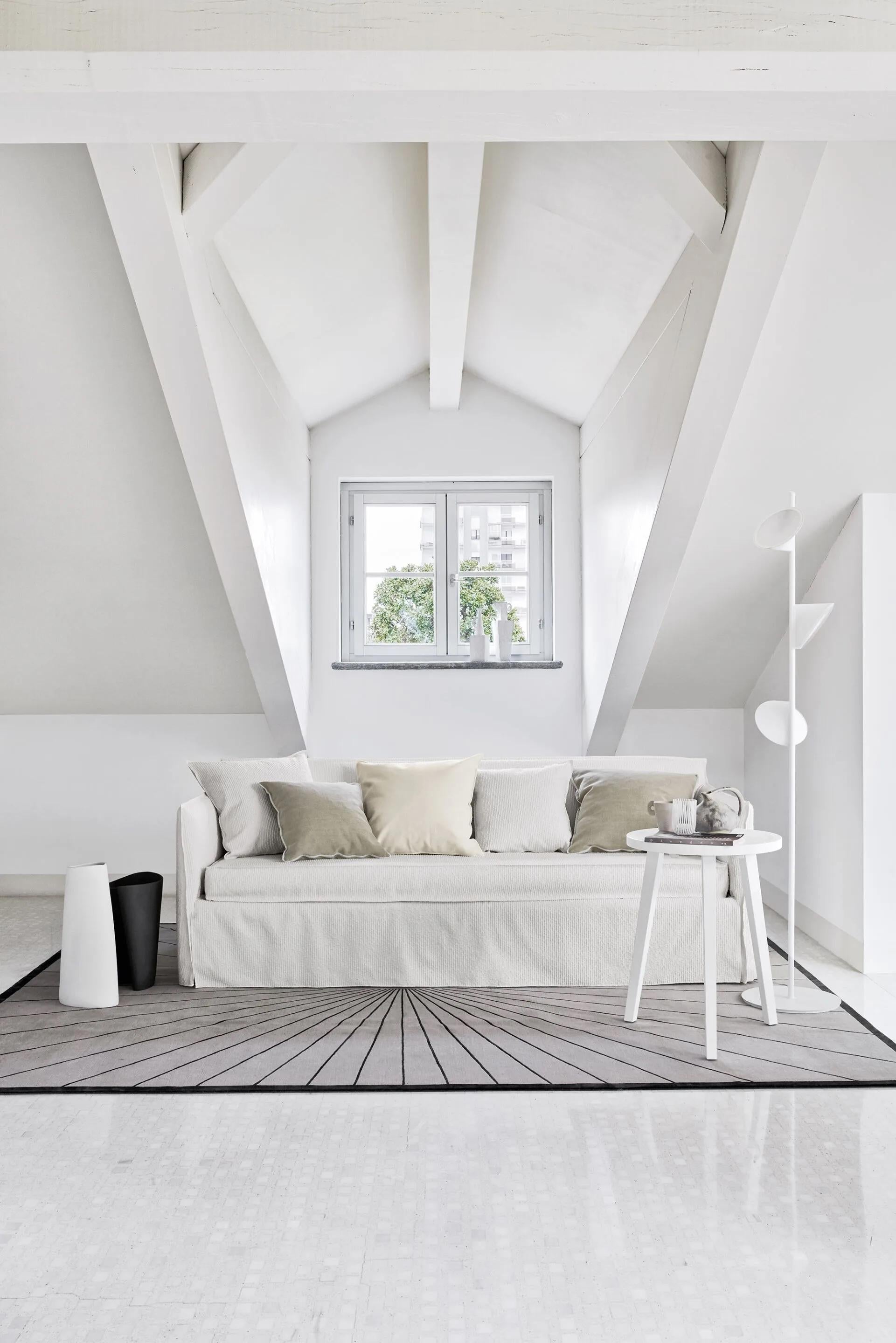 Gervasoni – Ghost 19 Sofa Bed Cover

The Ghost collection of sofa beds combines functionality, comfort, and refined elegance. Available as both armchair-beds and sofa-beds in various sizes, Ghost is built around a light frame with clean lines and